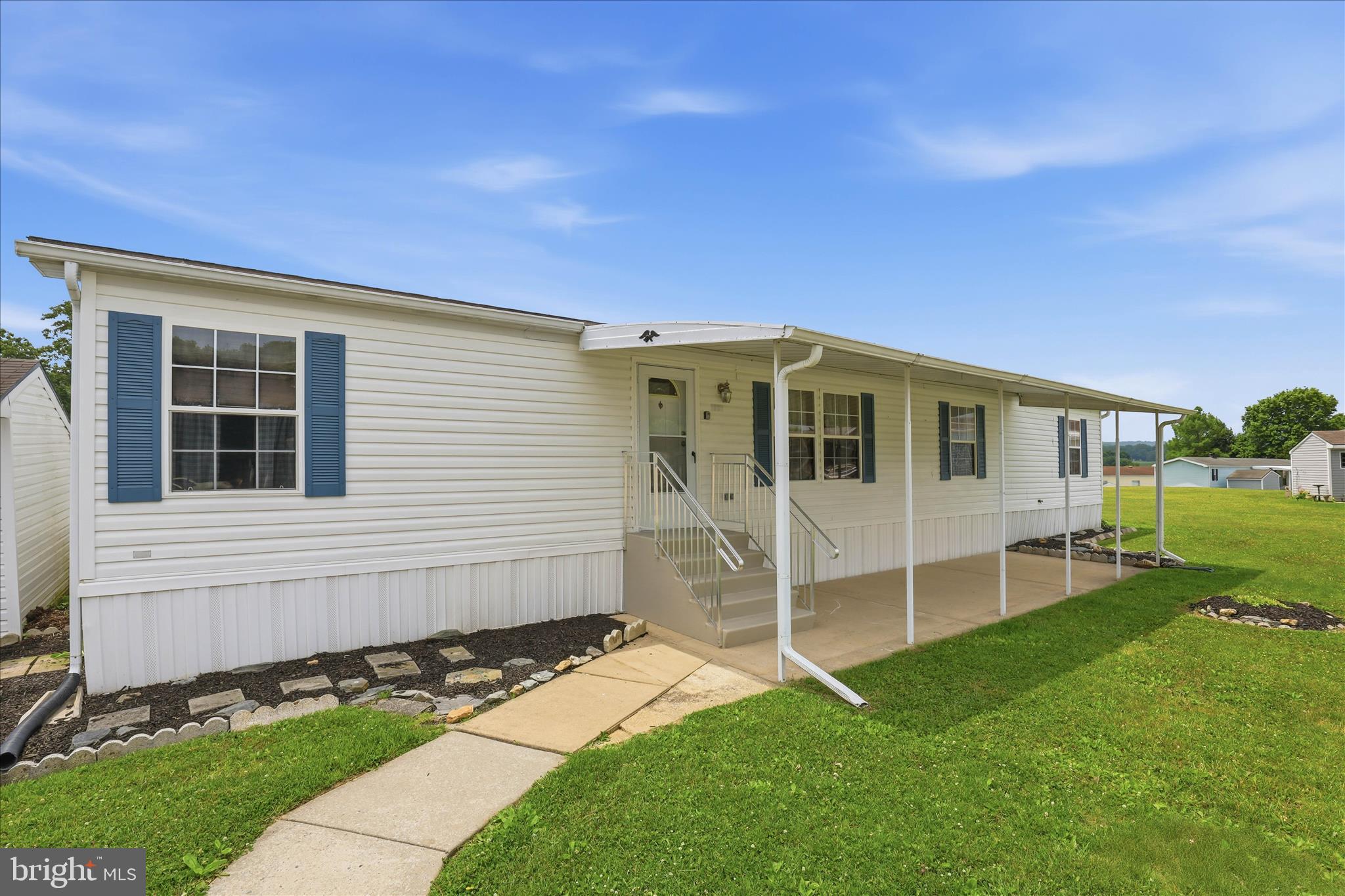 SUNSET ESTATES MHP - Residential