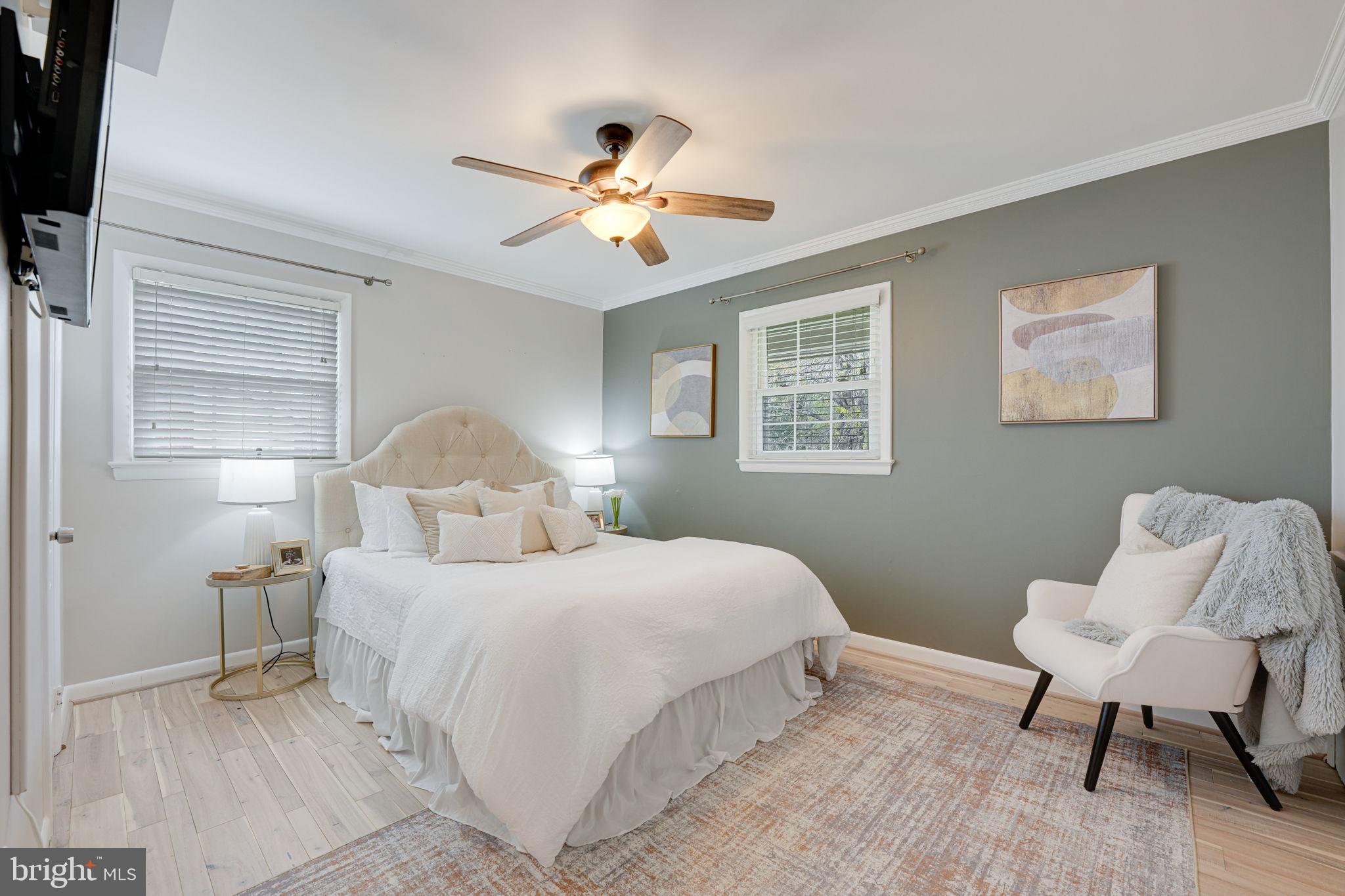 HAYFIELD FARM - Residential