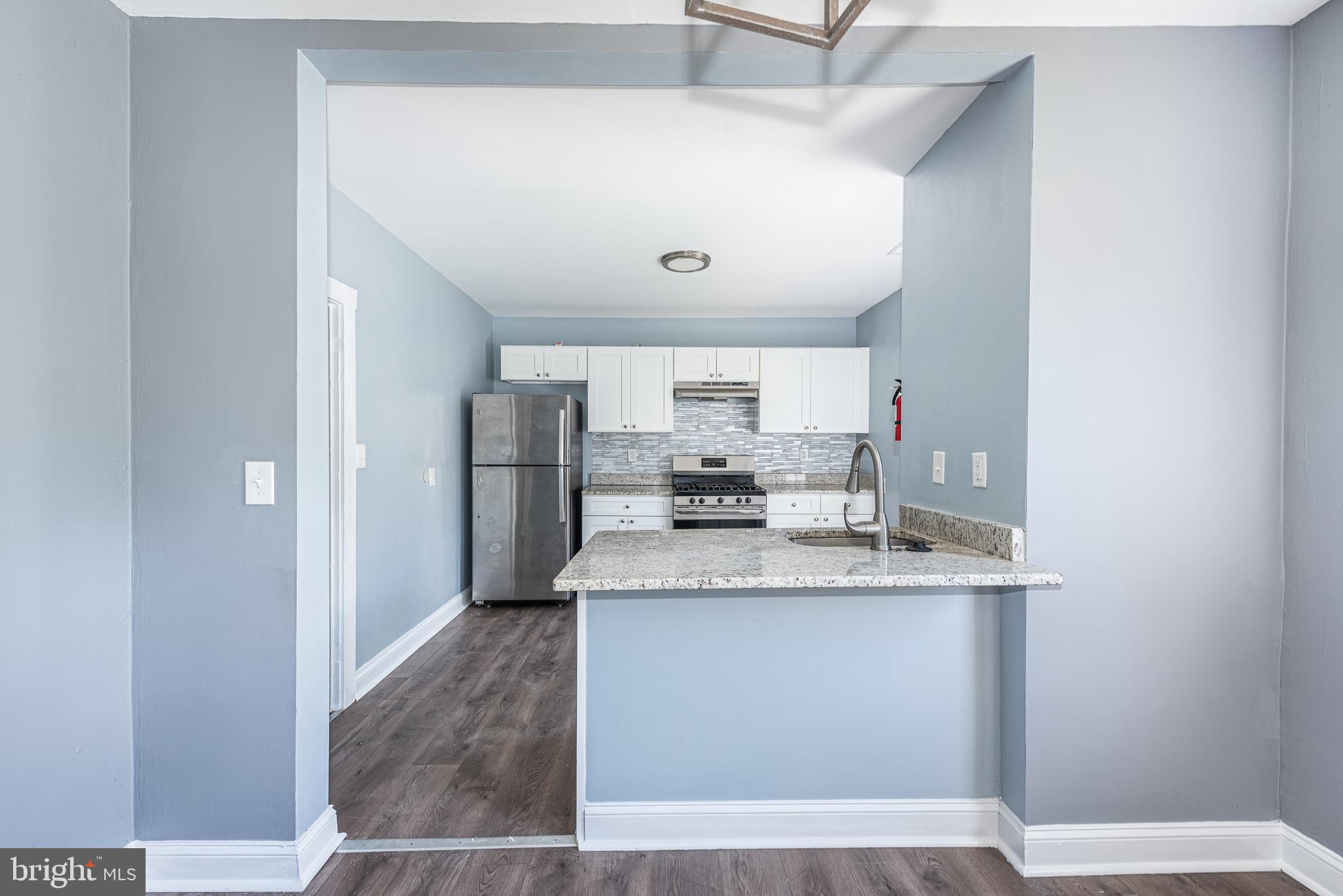 MIDDLE RIVER - Residential Lease