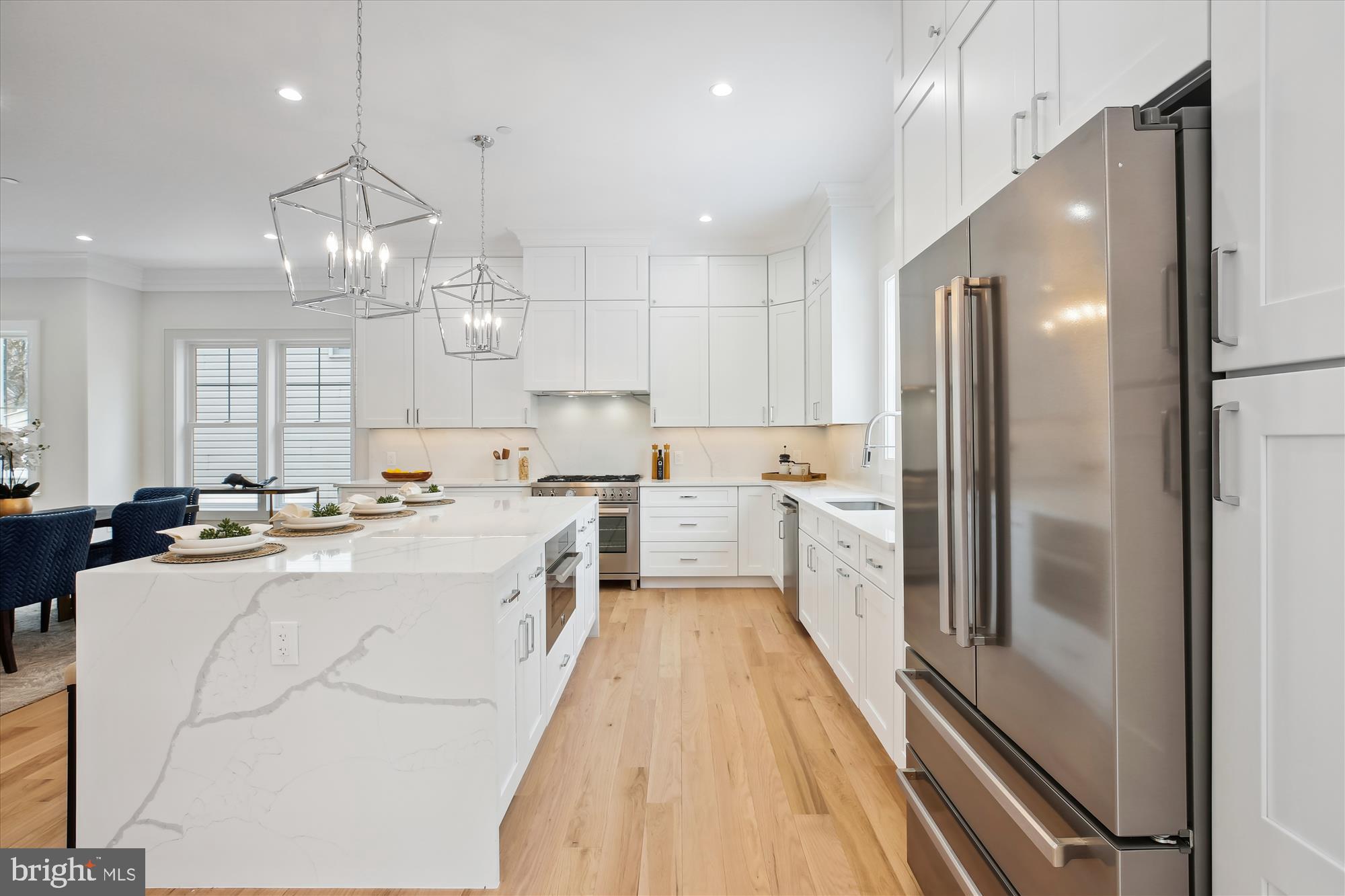 KENSINGTON HEIGHTS - Residential