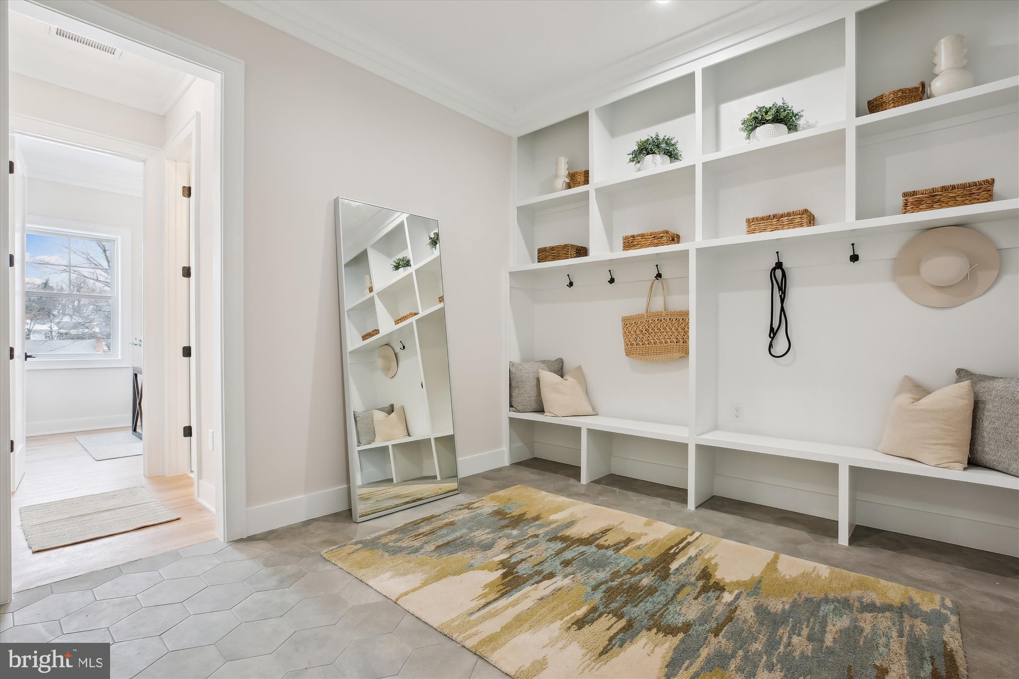 KENSINGTON HEIGHTS - Residential
