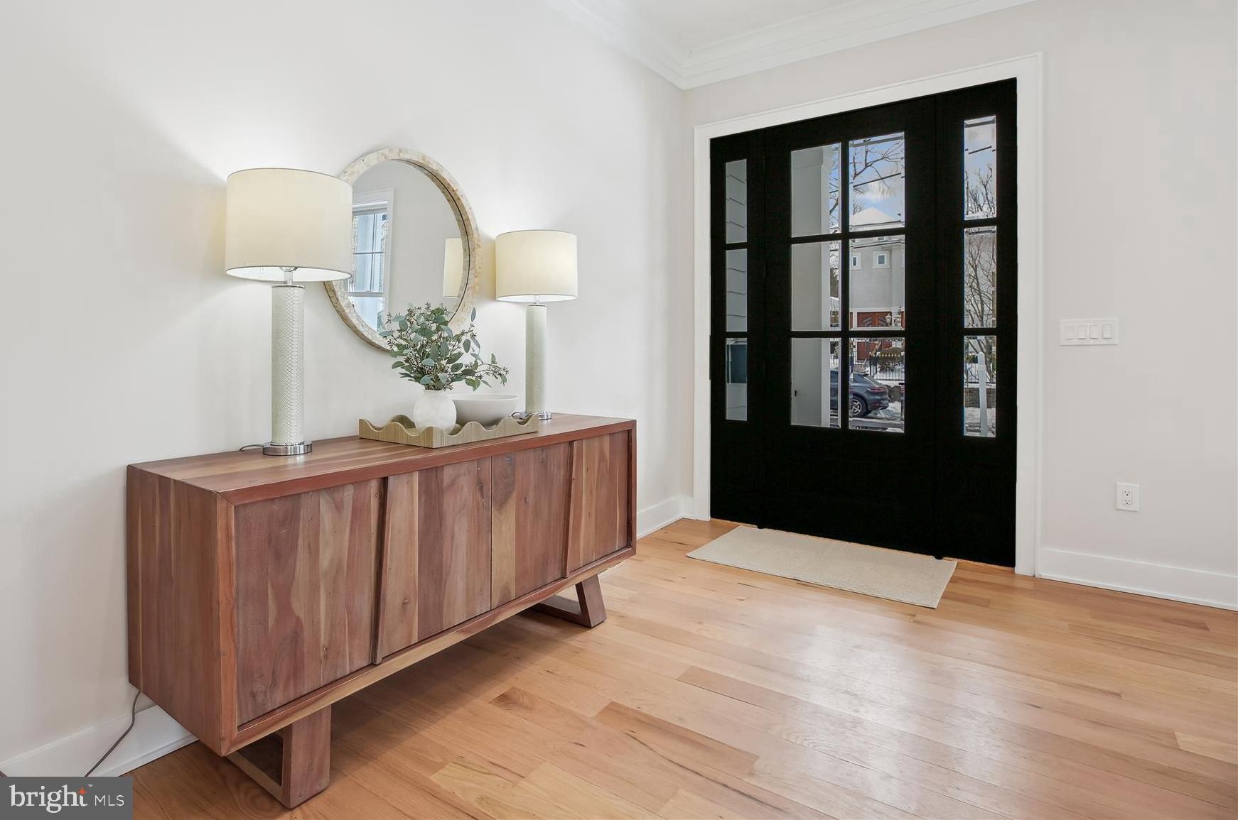 KENSINGTON HEIGHTS - Residential