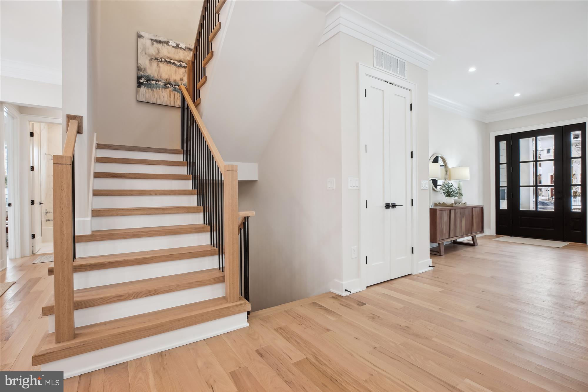 KENSINGTON HEIGHTS - Residential
