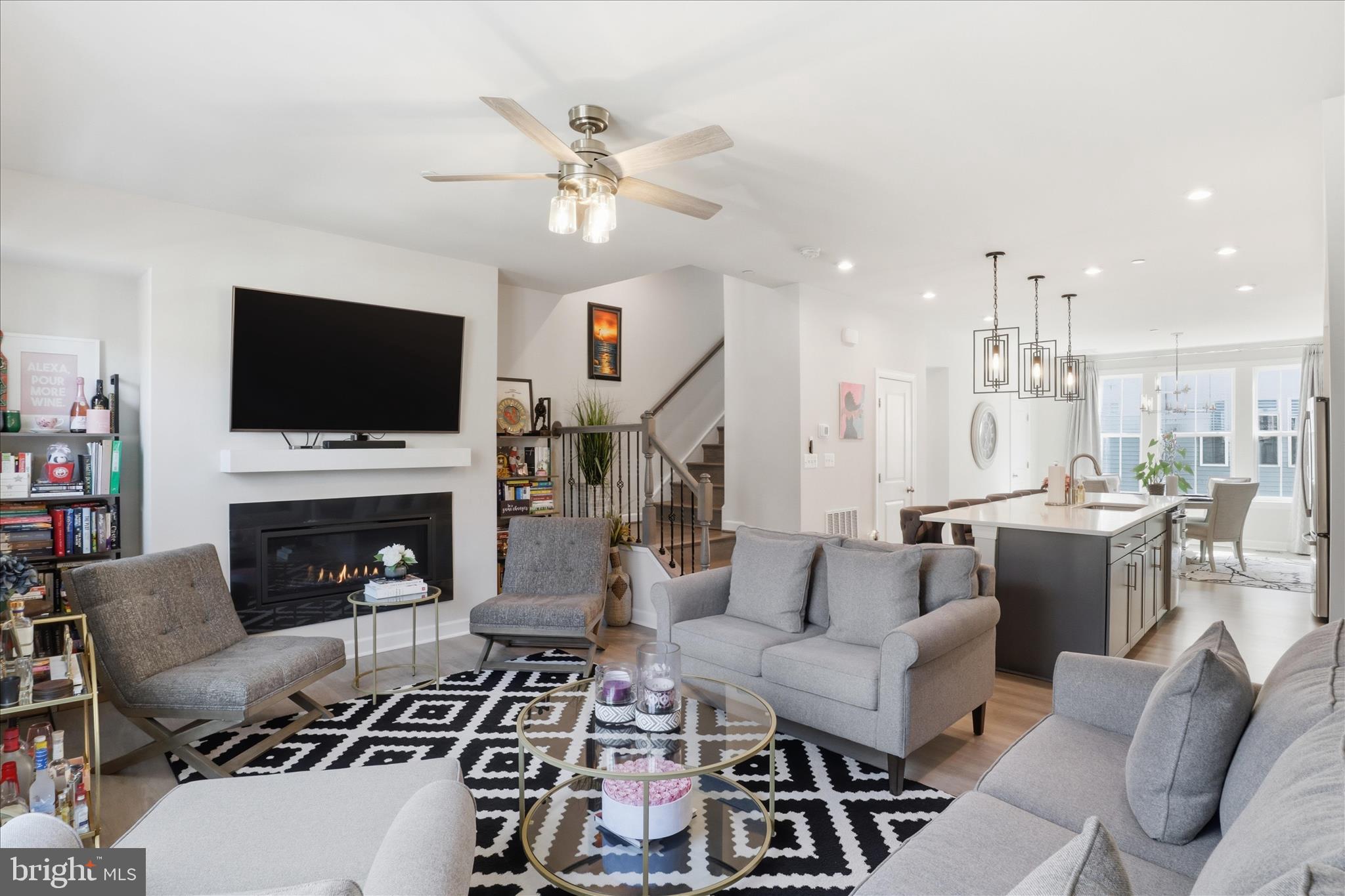 NORTH HILL - Residential