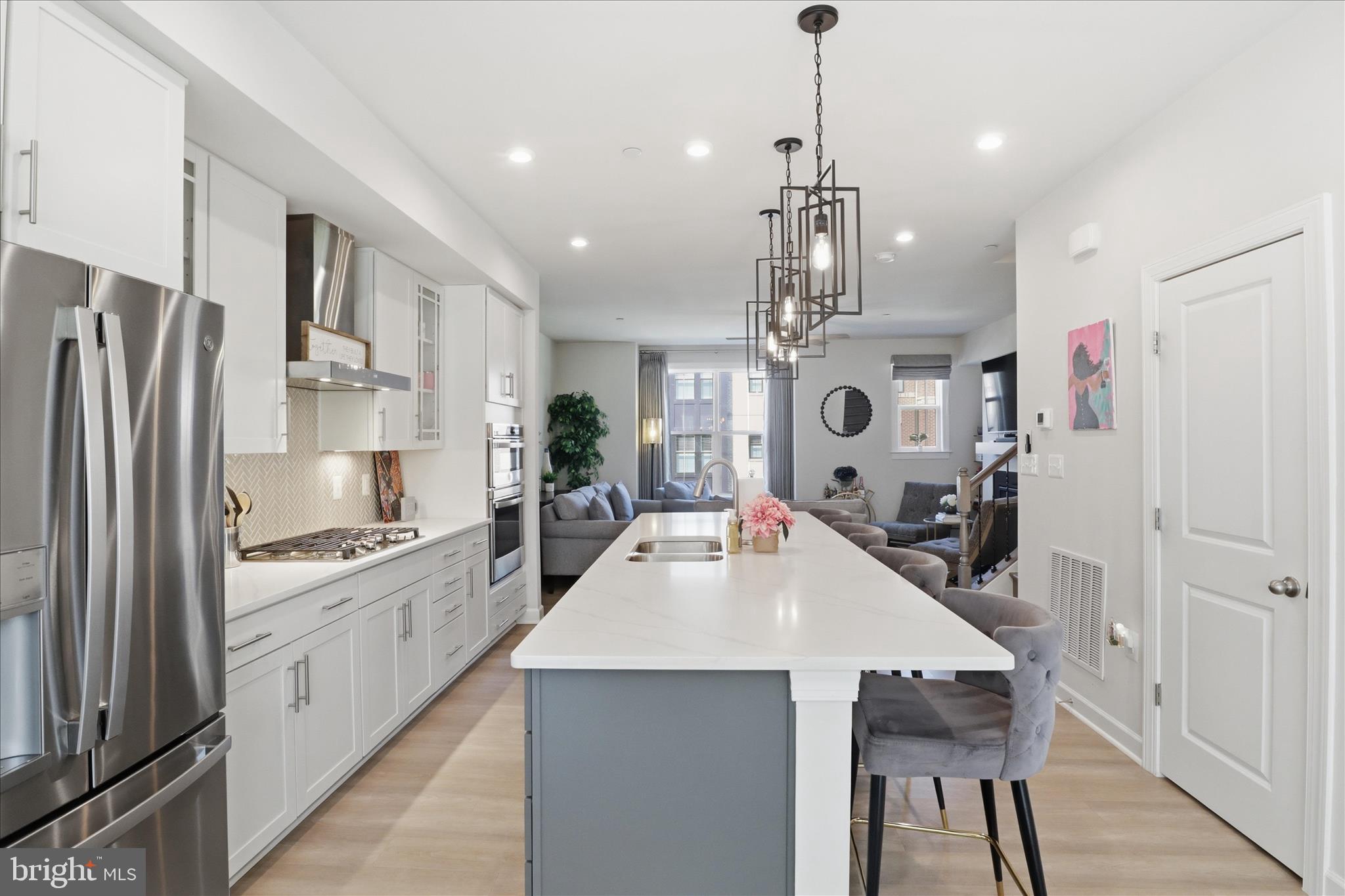NORTH HILL - Residential