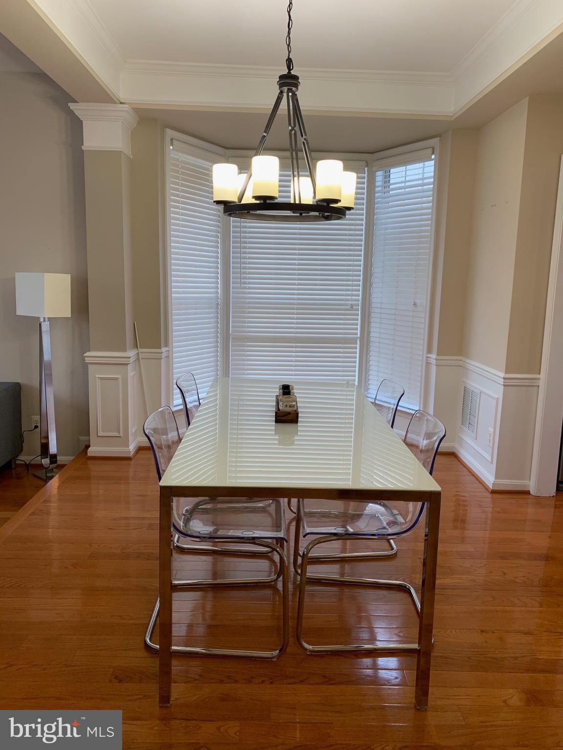 CASCADES - Residential Lease