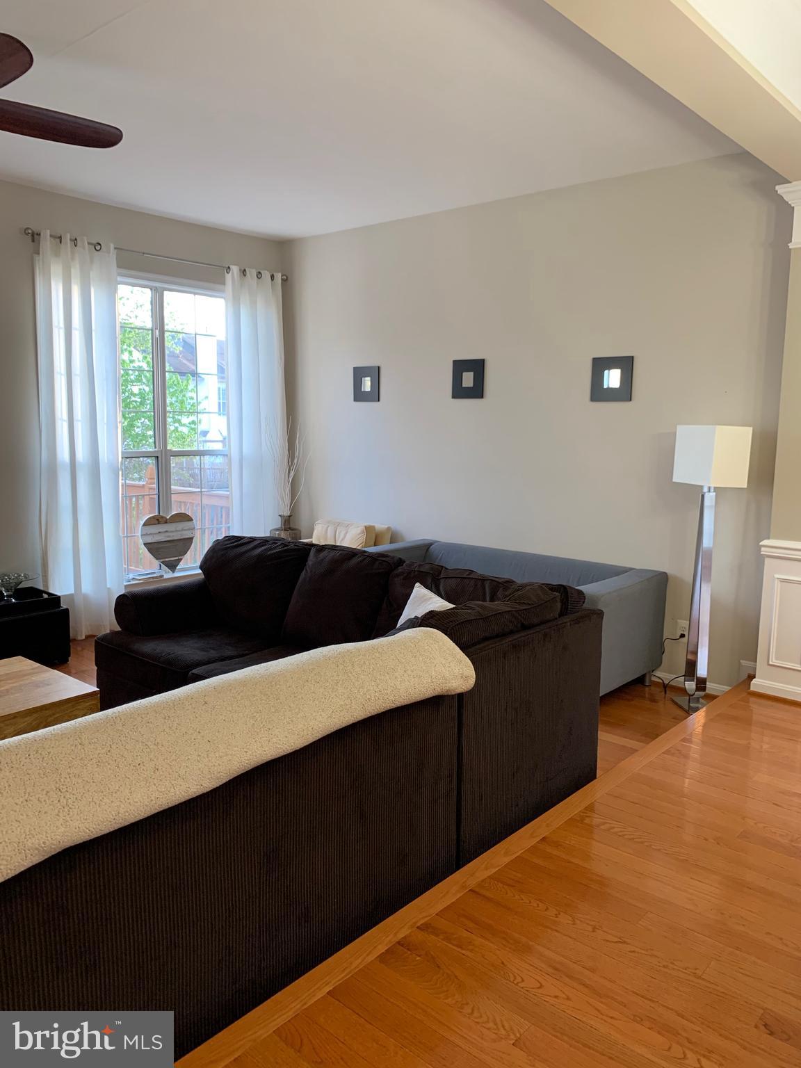 CASCADES - Residential Lease