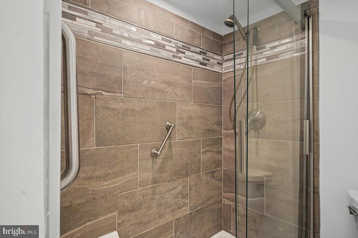 GREENE COUNTRIE VI - Residential
