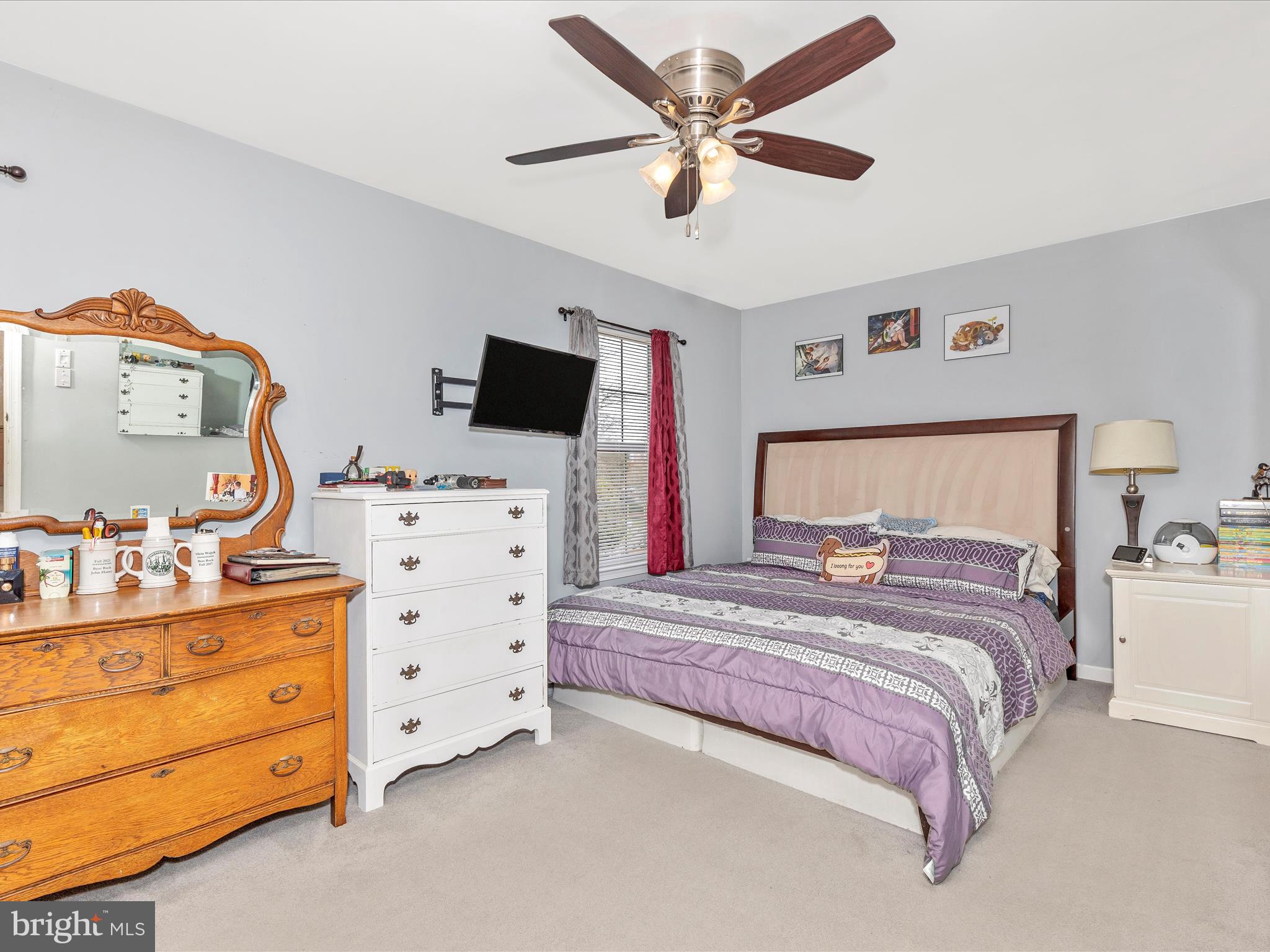 ROBIN MEADOWS - Residential
