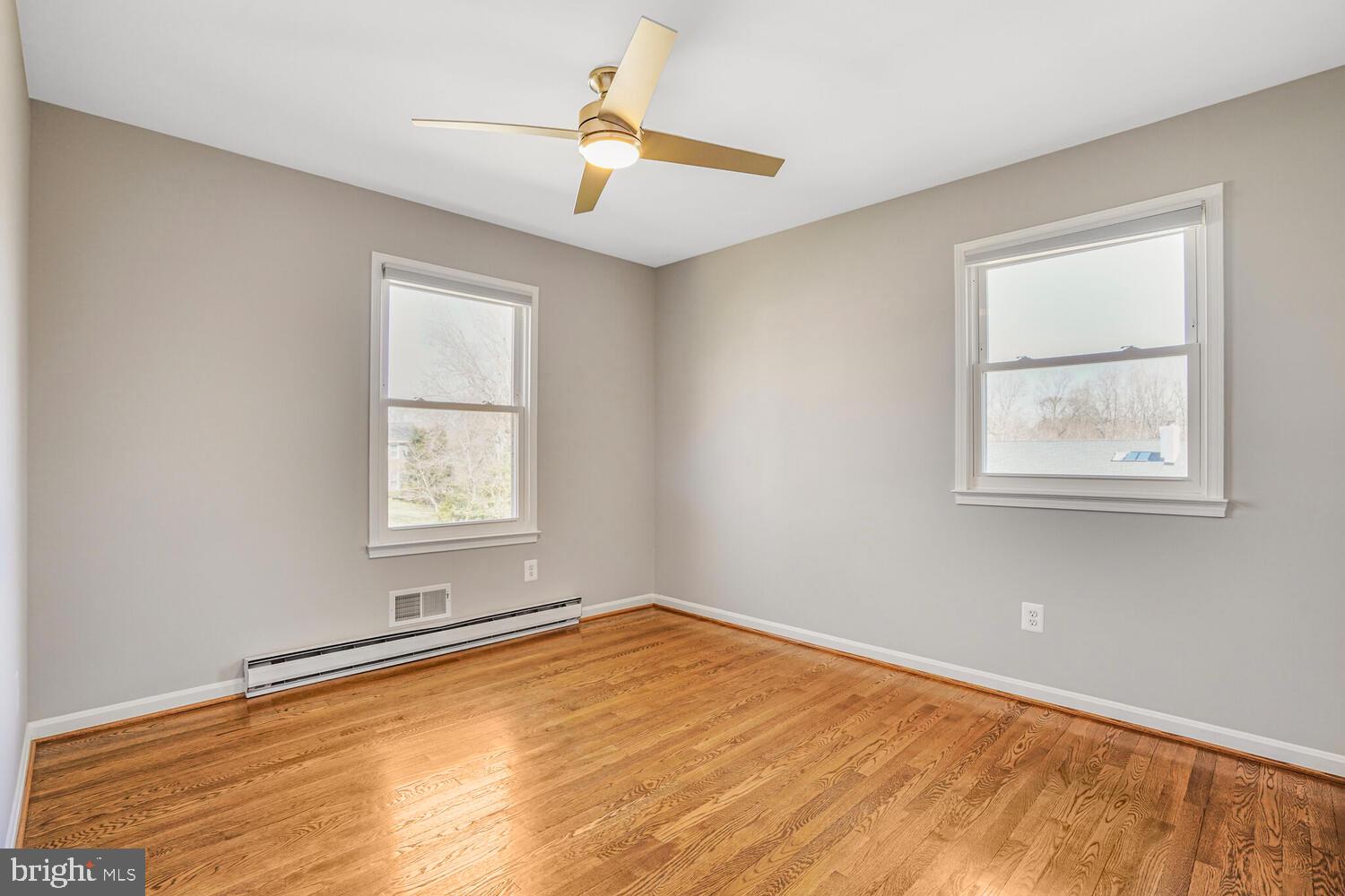 CLARKES LANDING - Residential