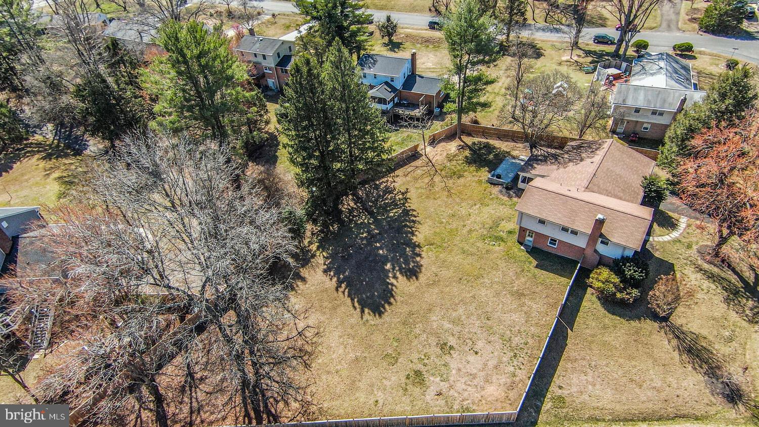 CLARKES LANDING - Residential