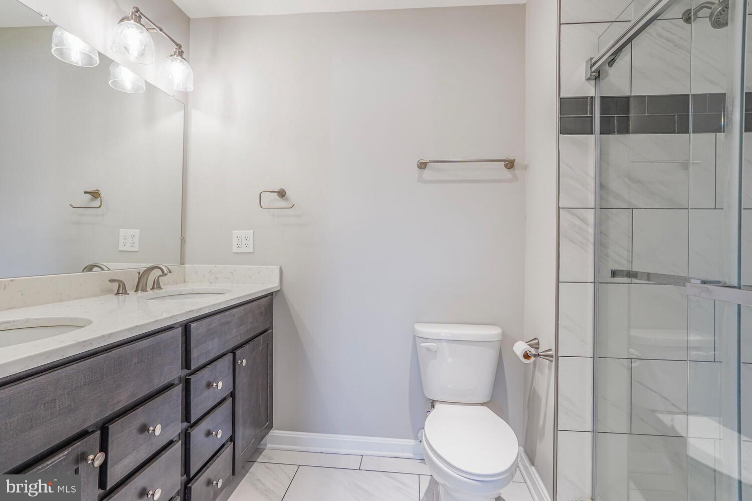 CLARKES LANDING - Residential