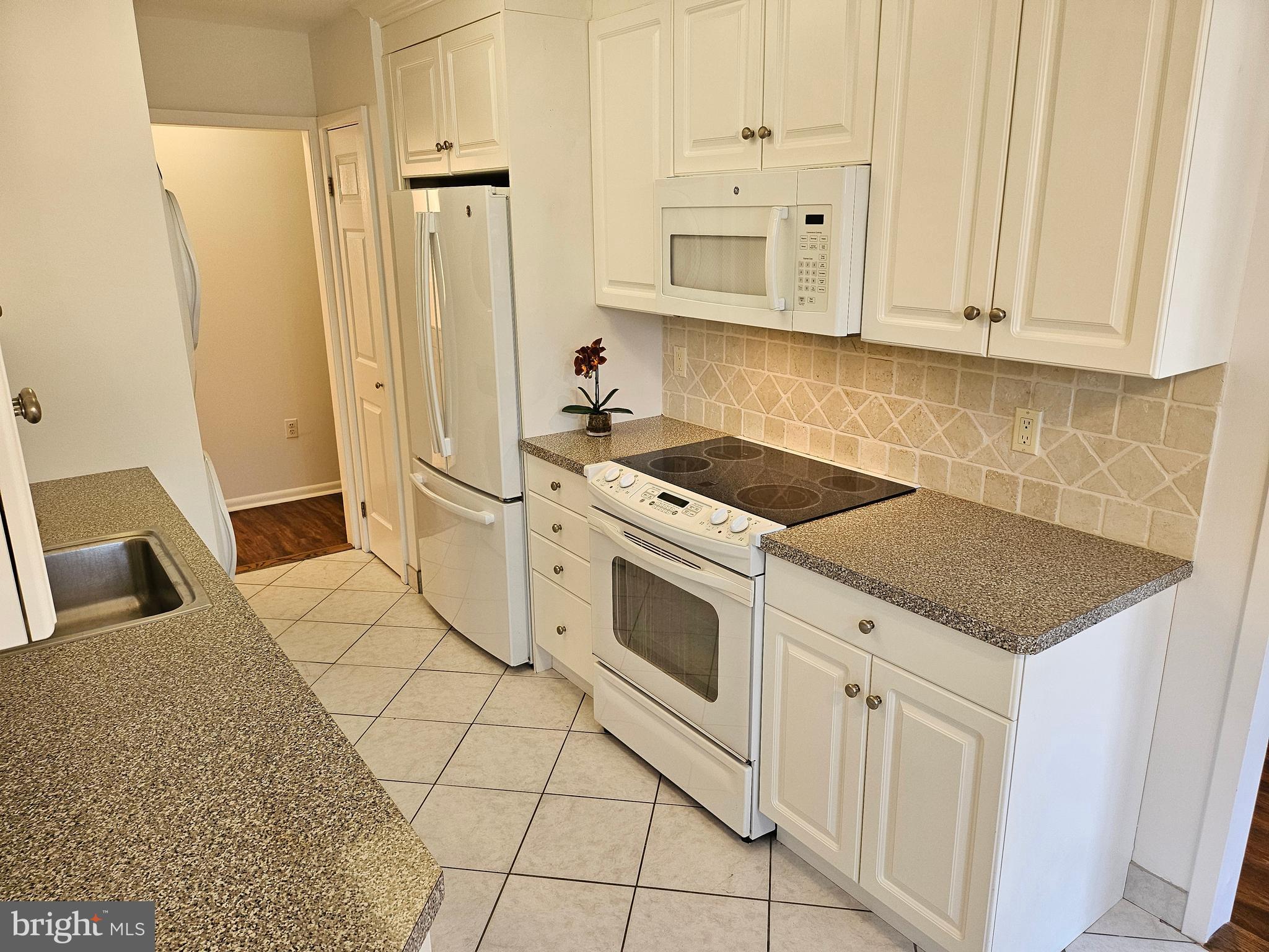 ELKINS PARK - Residential