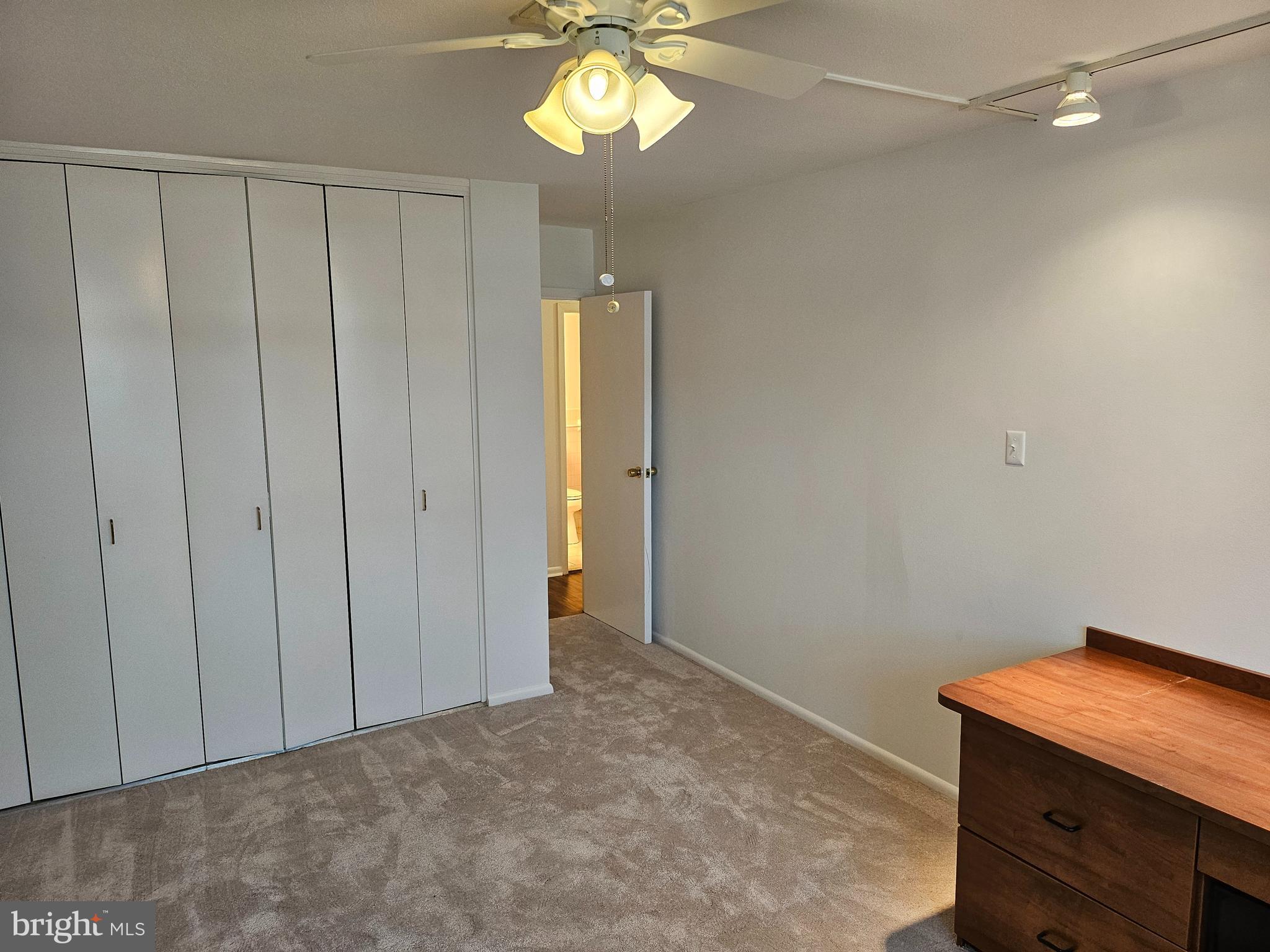 ELKINS PARK - Residential