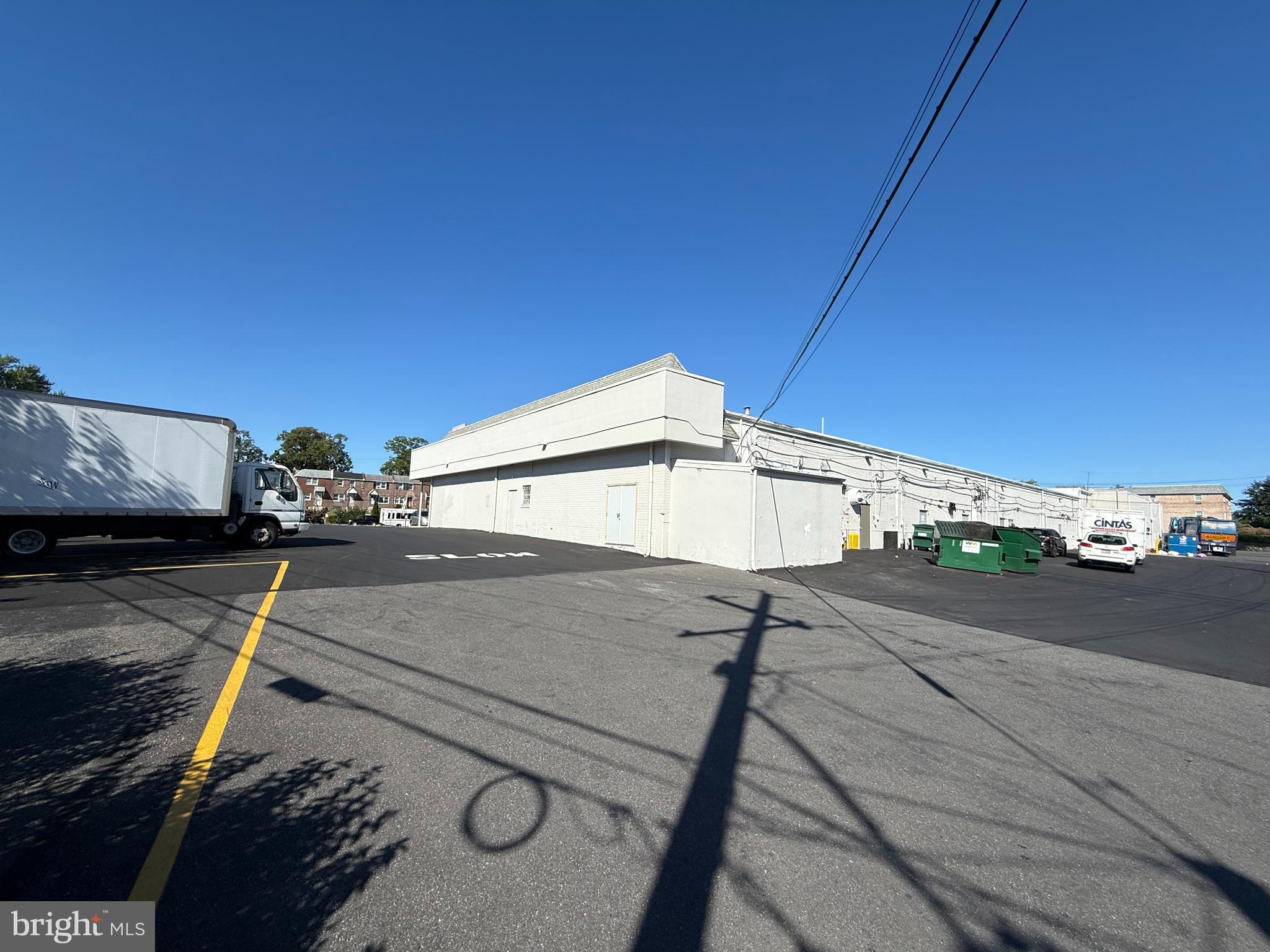 YEADON - Business Opportunity