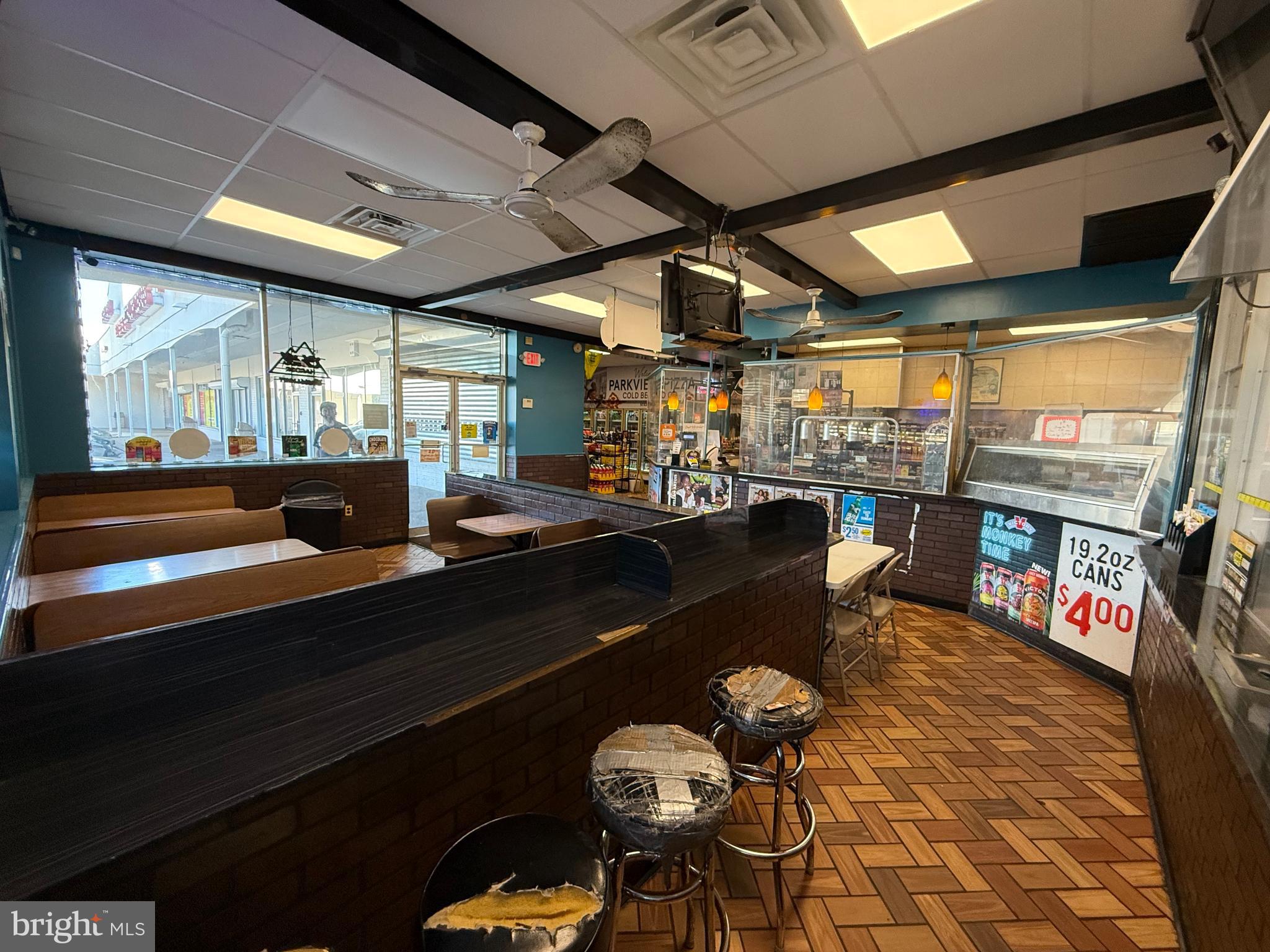 YEADON - Business Opportunity