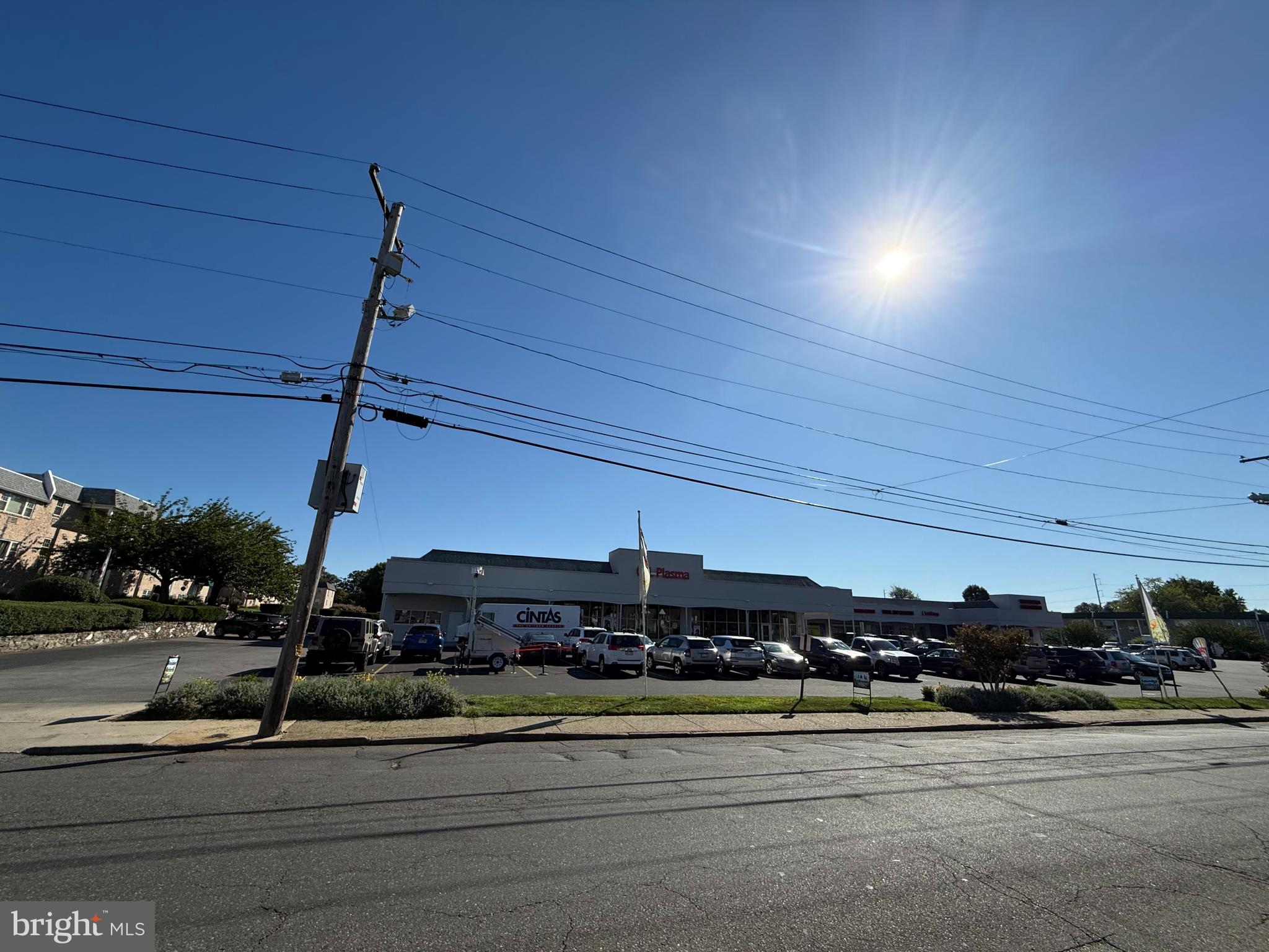 YEADON - Business Opportunity
