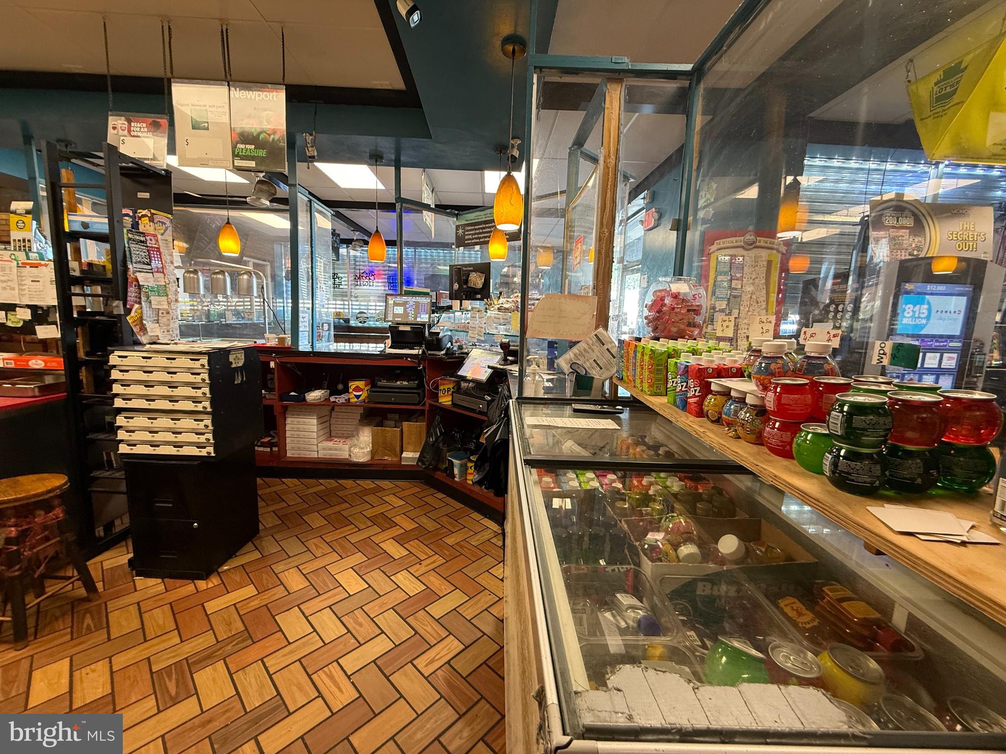 YEADON - Business Opportunity