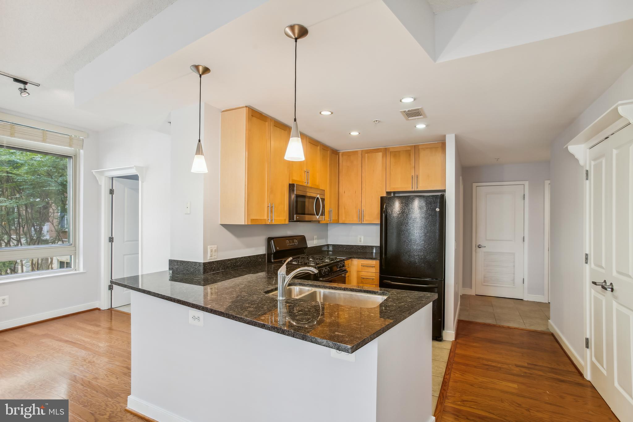 HAWTHORN - Residential Lease