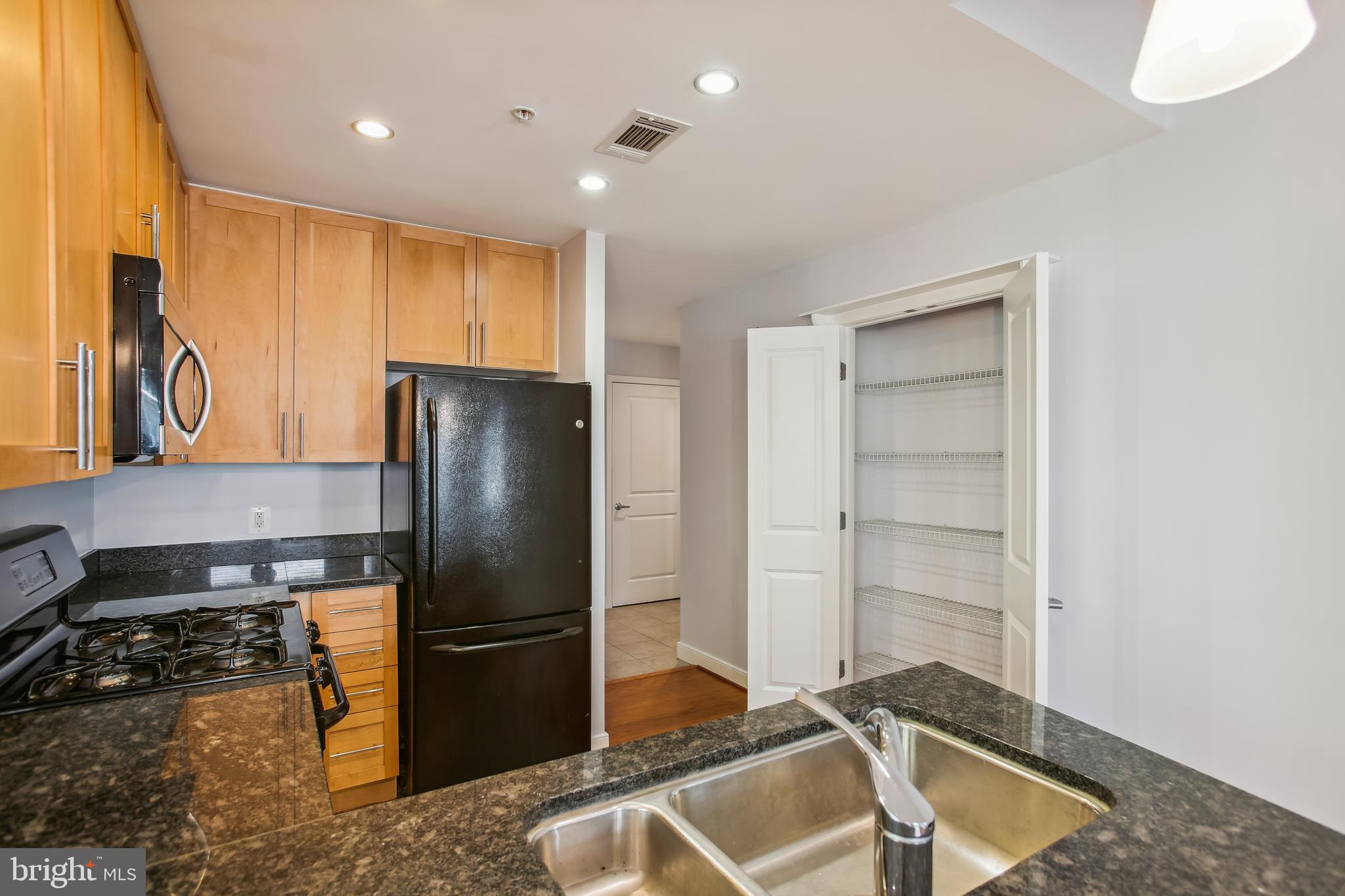 HAWTHORN - Residential Lease
