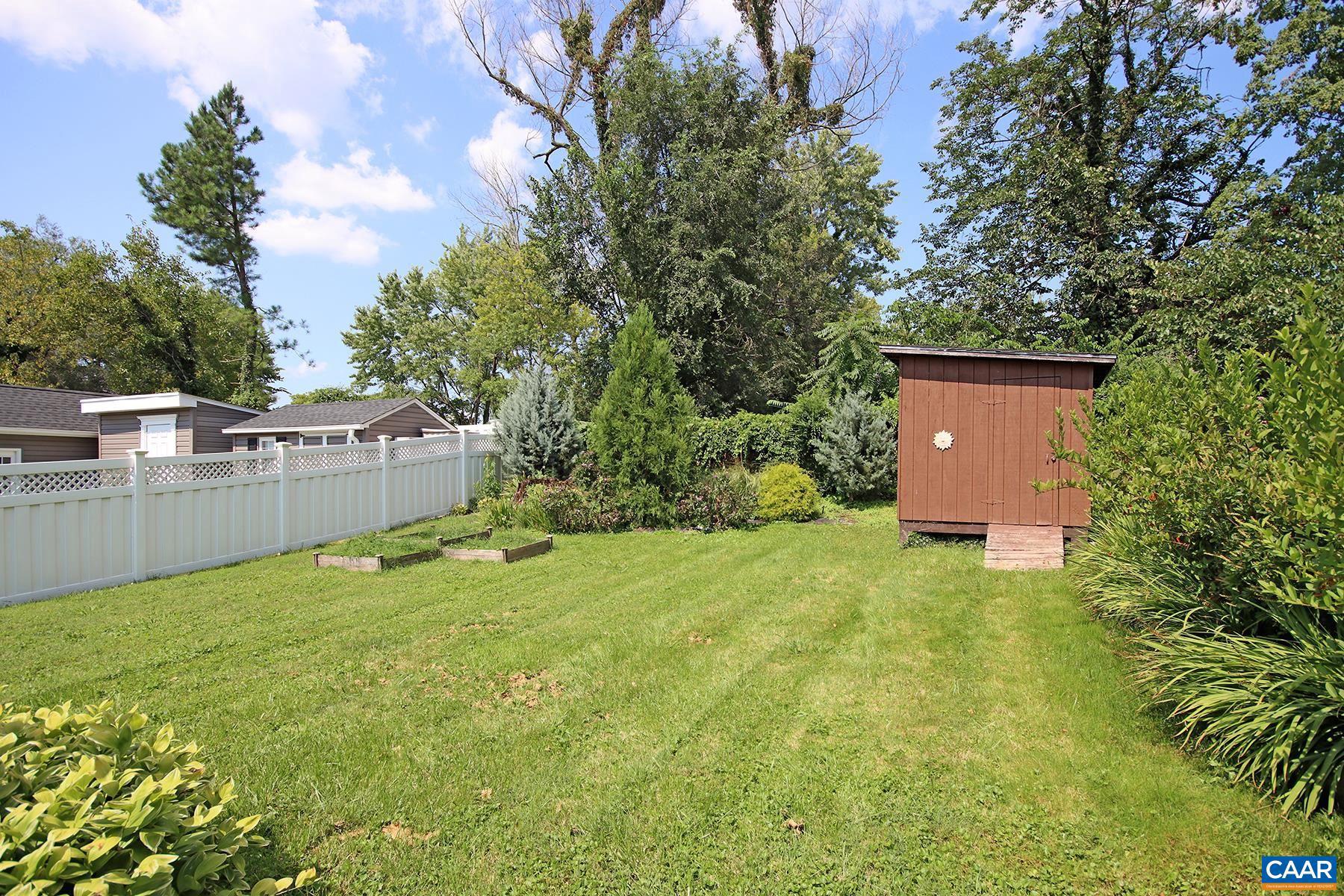 BELMONT - Residential Lease