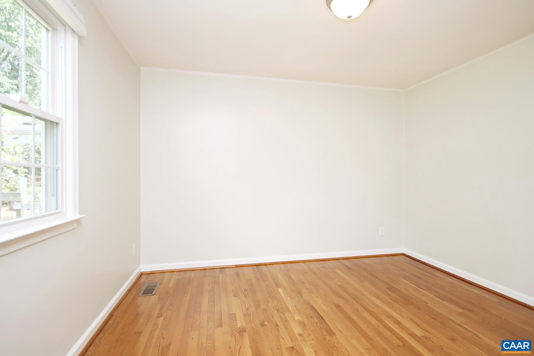 BELMONT - Residential Lease