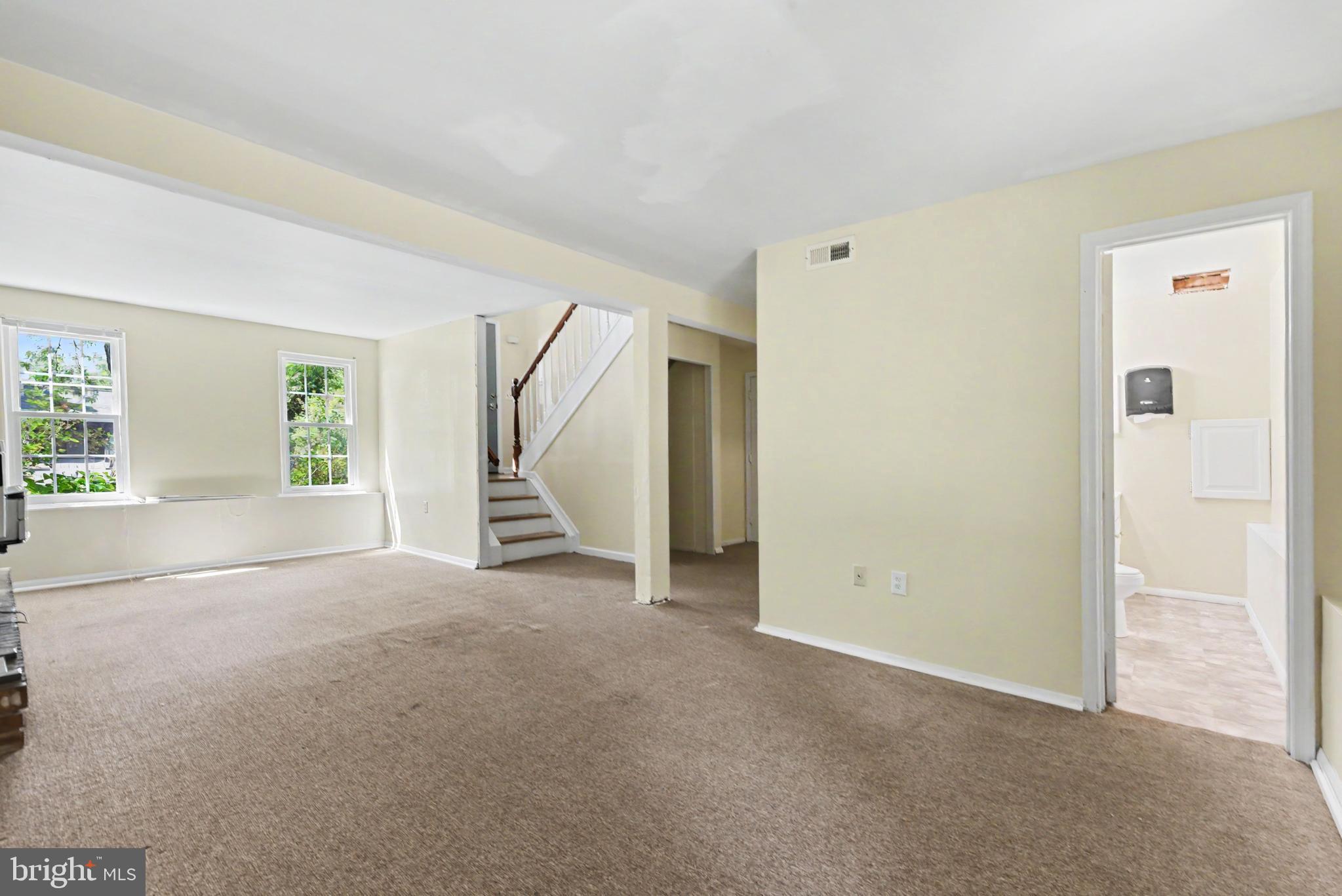 DEIMLER MANOR - Residential