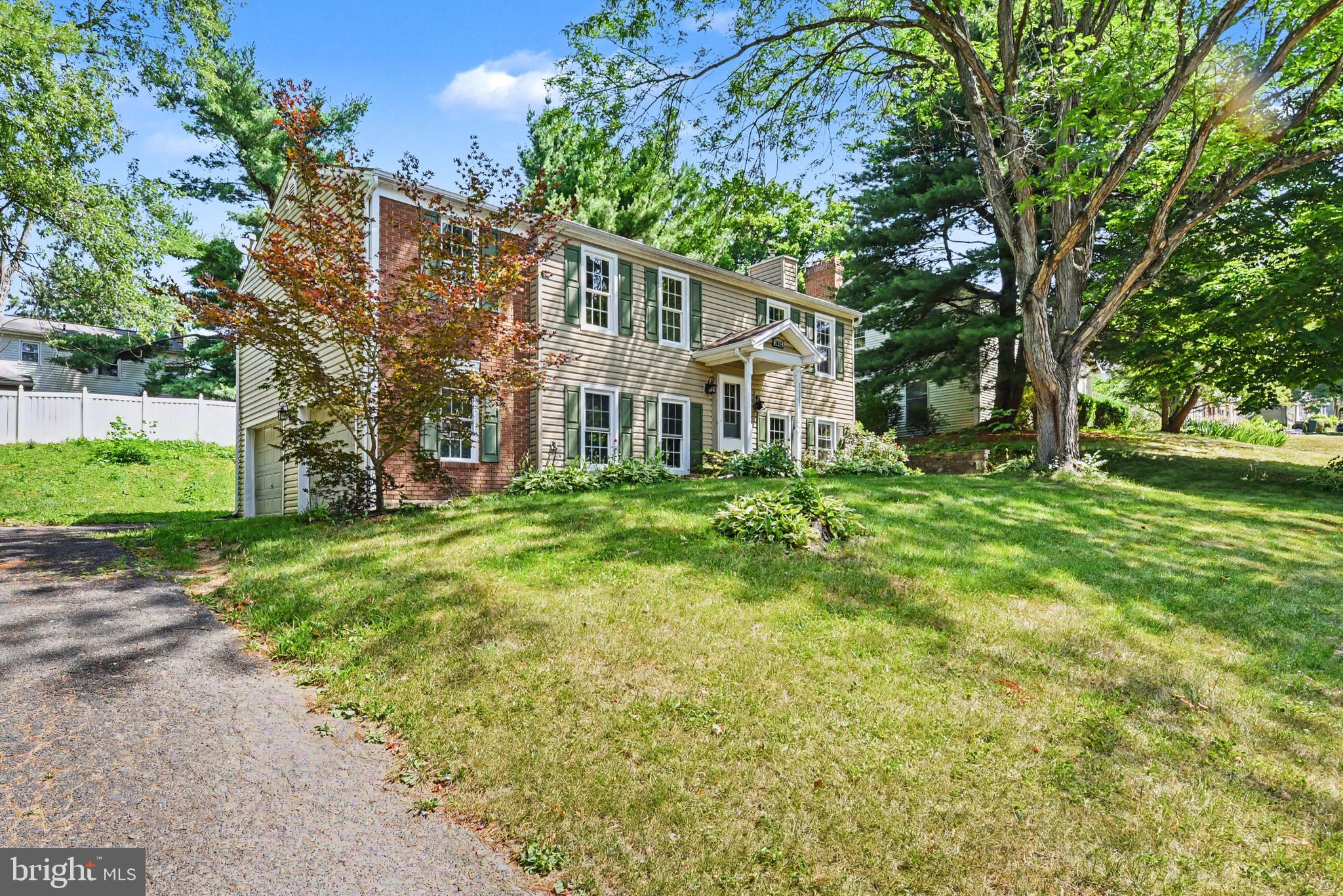DEIMLER MANOR - Residential
