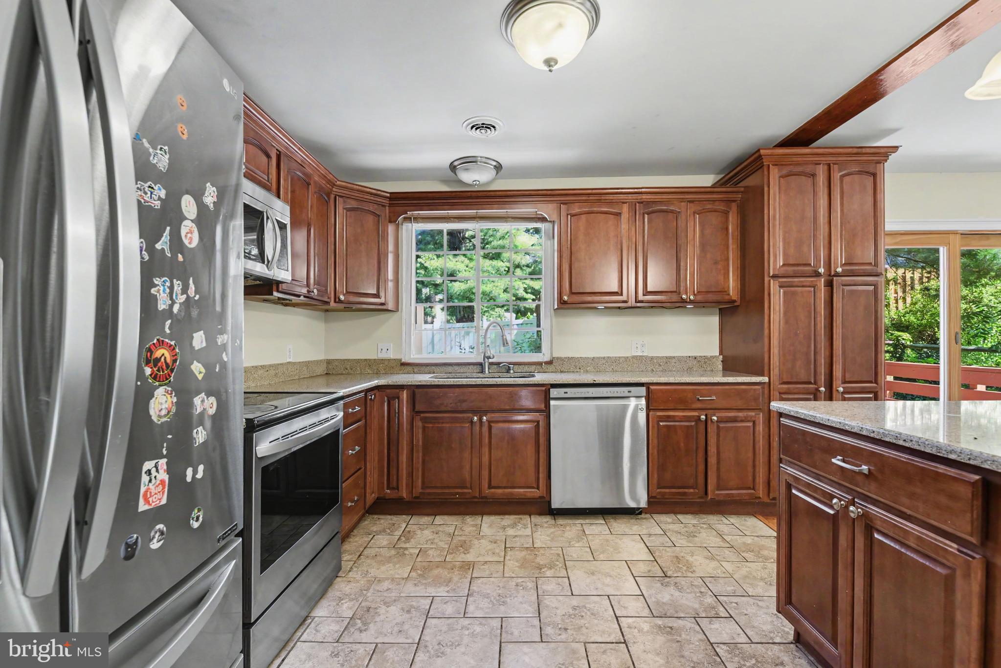 DEIMLER MANOR - Residential