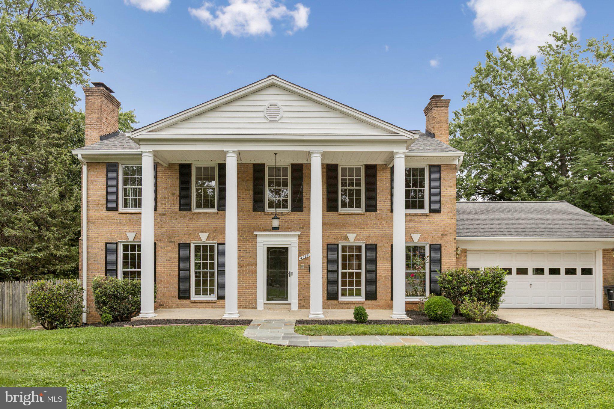 COUNTRY CLUB HILLS - Residential