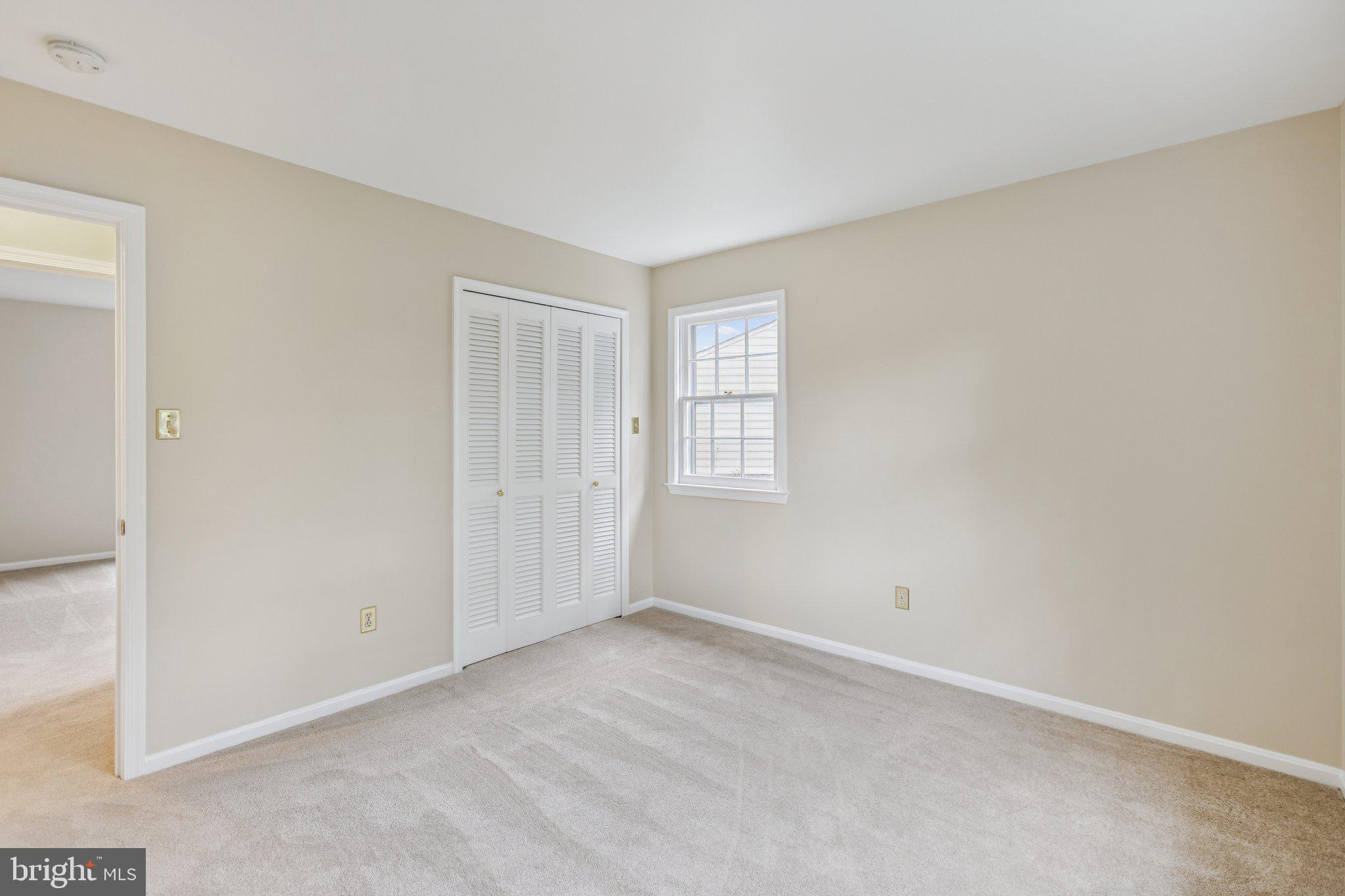 COUNTRY CLUB HILLS - Residential