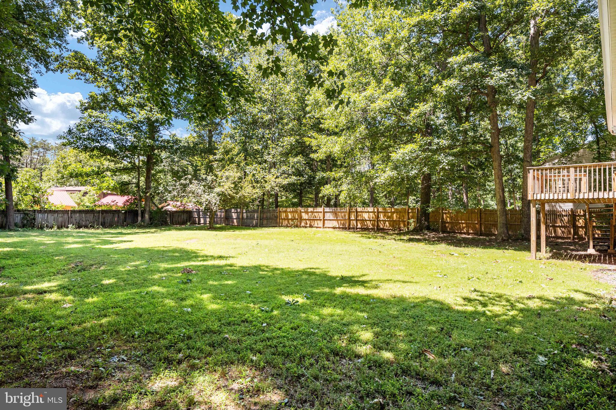 HIDDEN LAKE - Residential