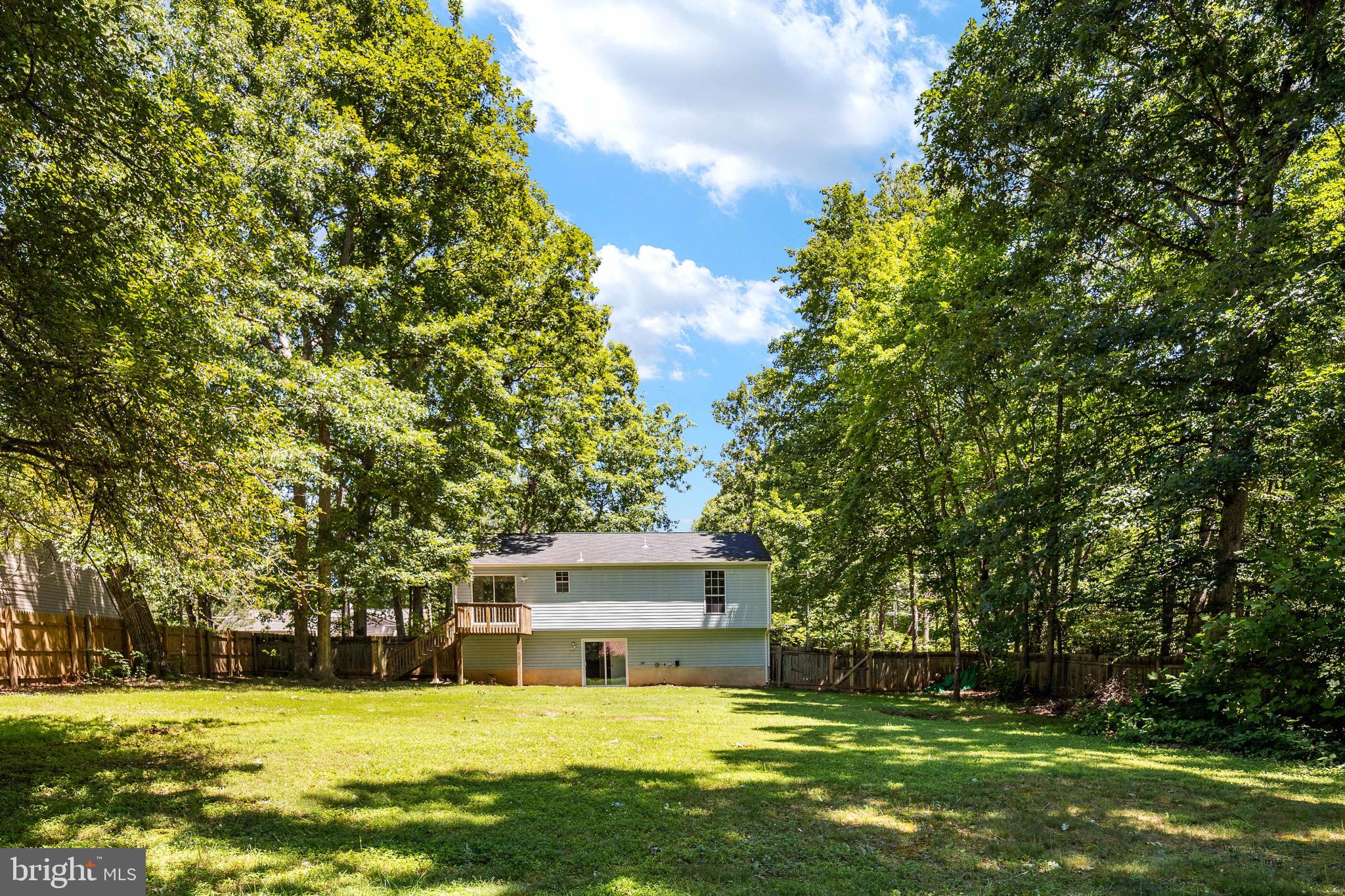 HIDDEN LAKE - Residential