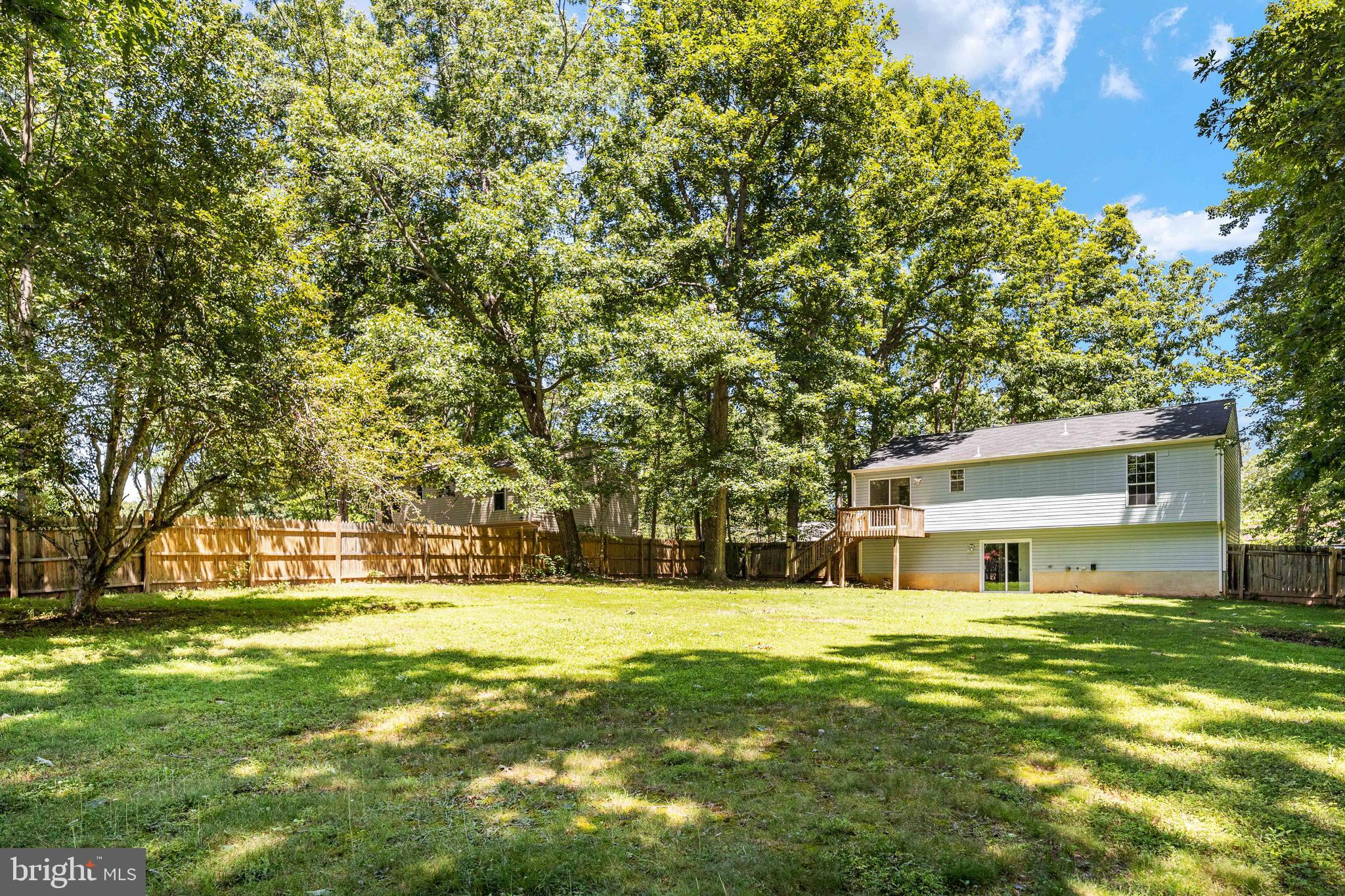 HIDDEN LAKE - Residential