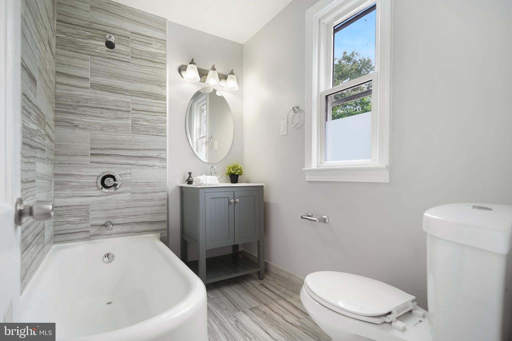 TAKOMA PARK - Residential Income