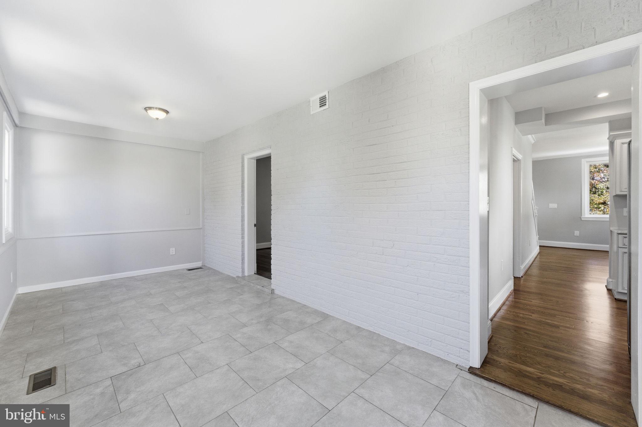 TAKOMA PARK - Residential Income