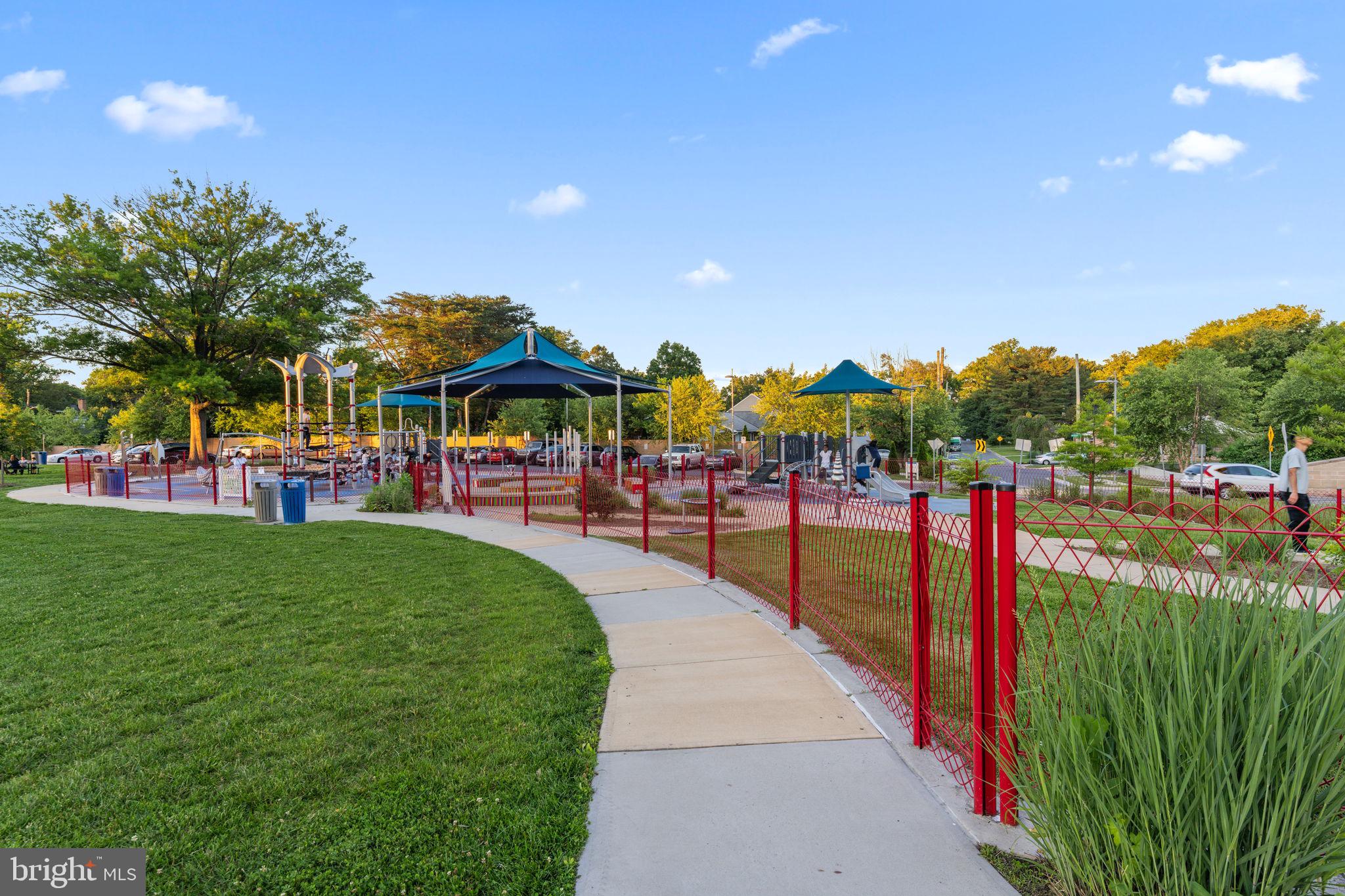 TAKOMA PARK - Residential Income