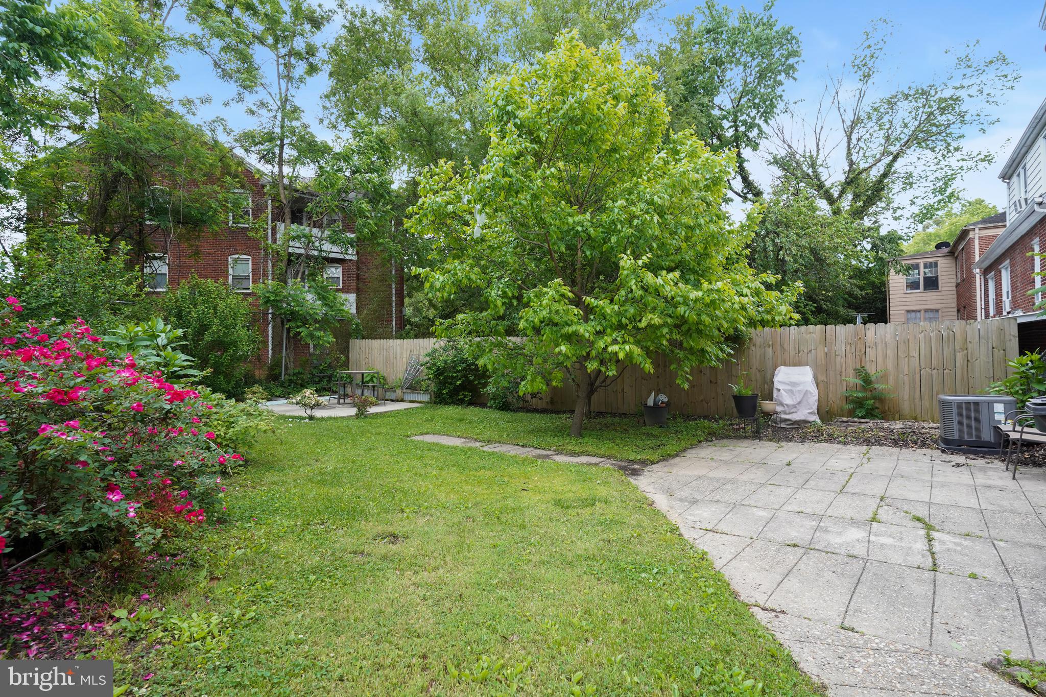 TAKOMA PARK - Residential Income