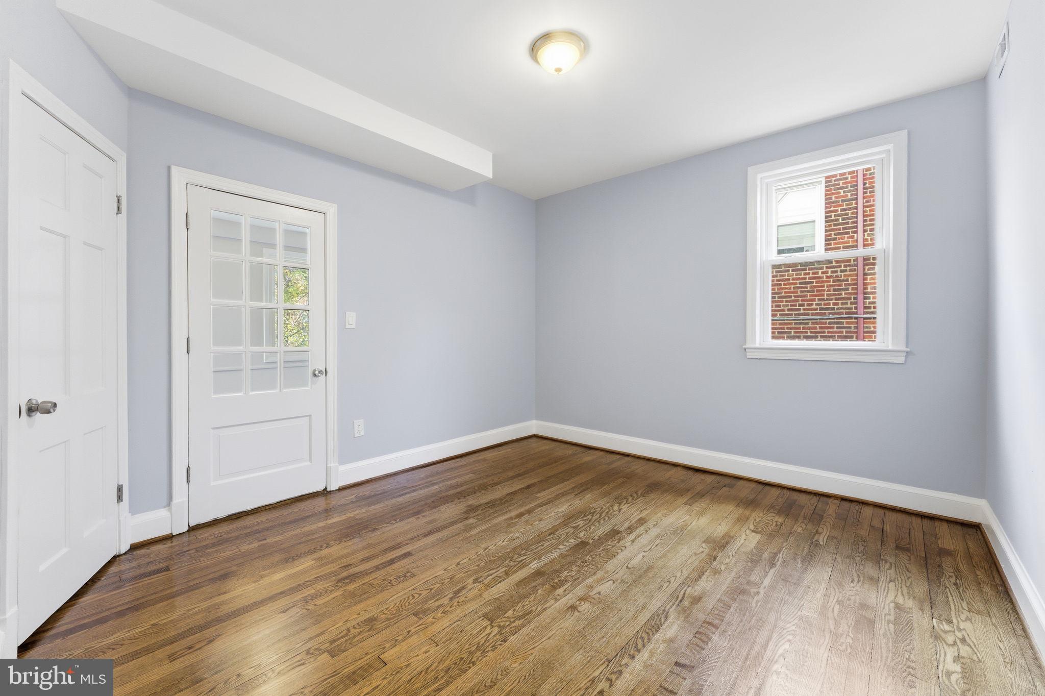 TAKOMA PARK - Residential Income