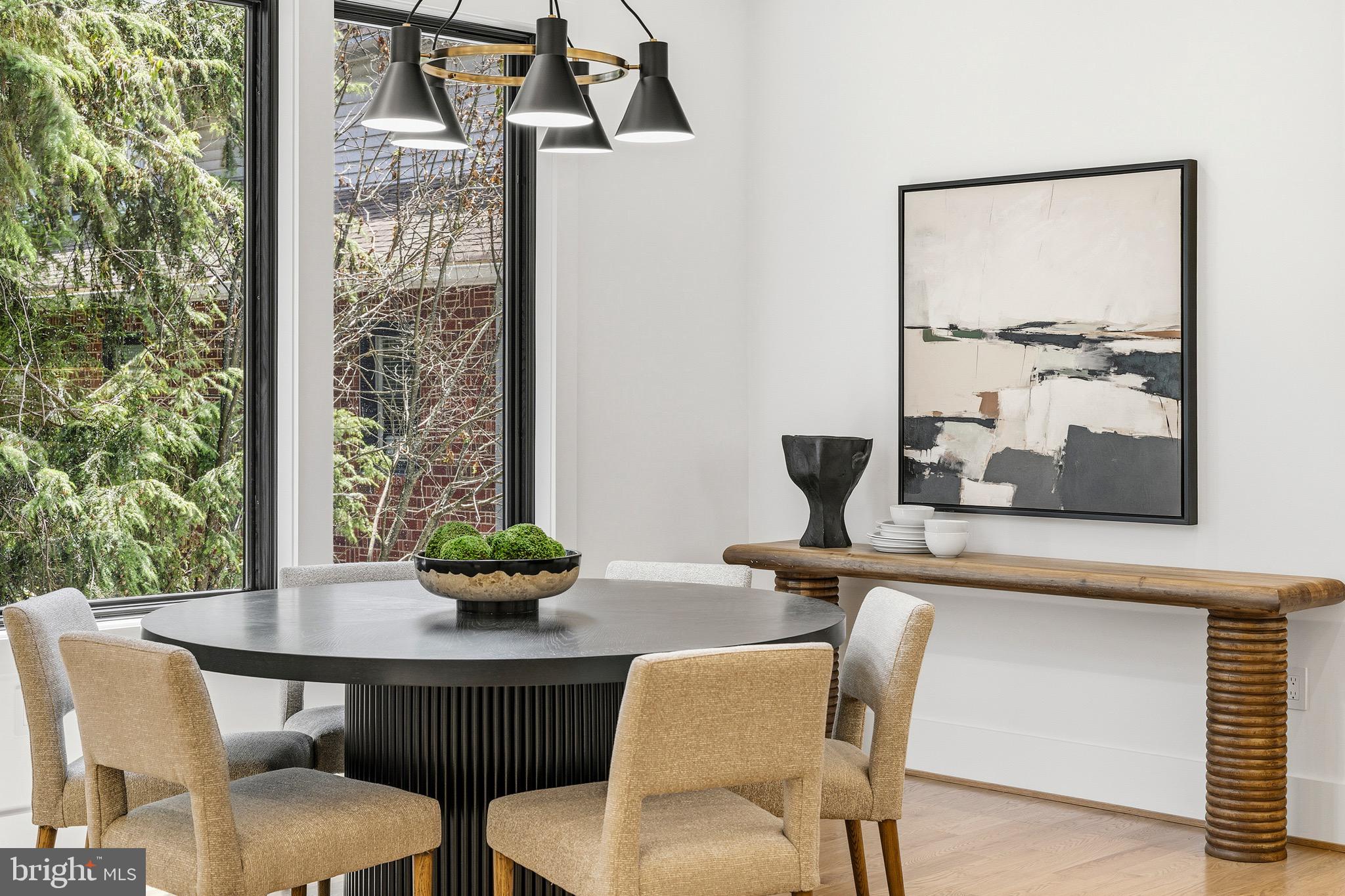ADDISON HEIGHTS - Residential