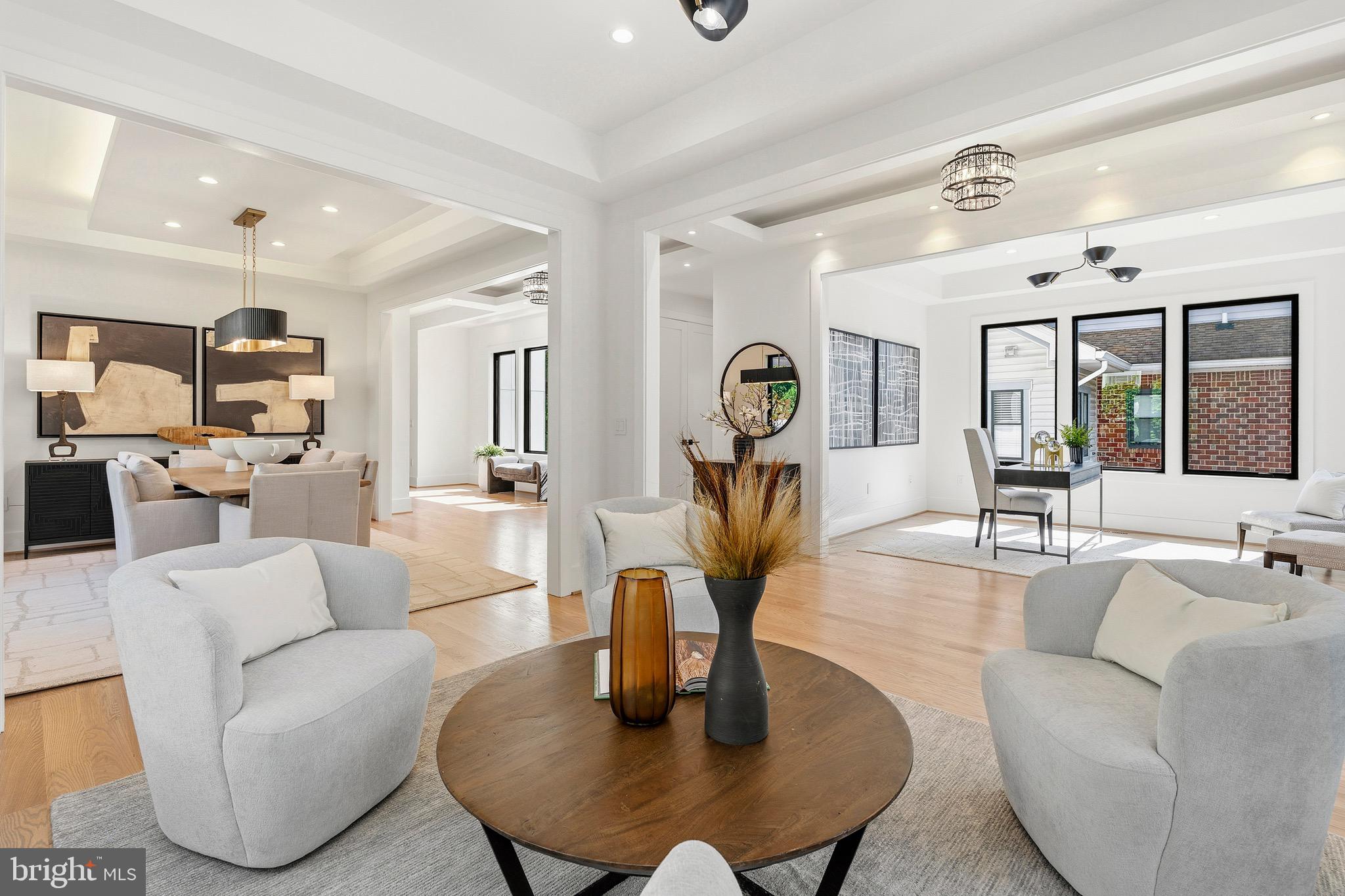 ADDISON HEIGHTS - Residential