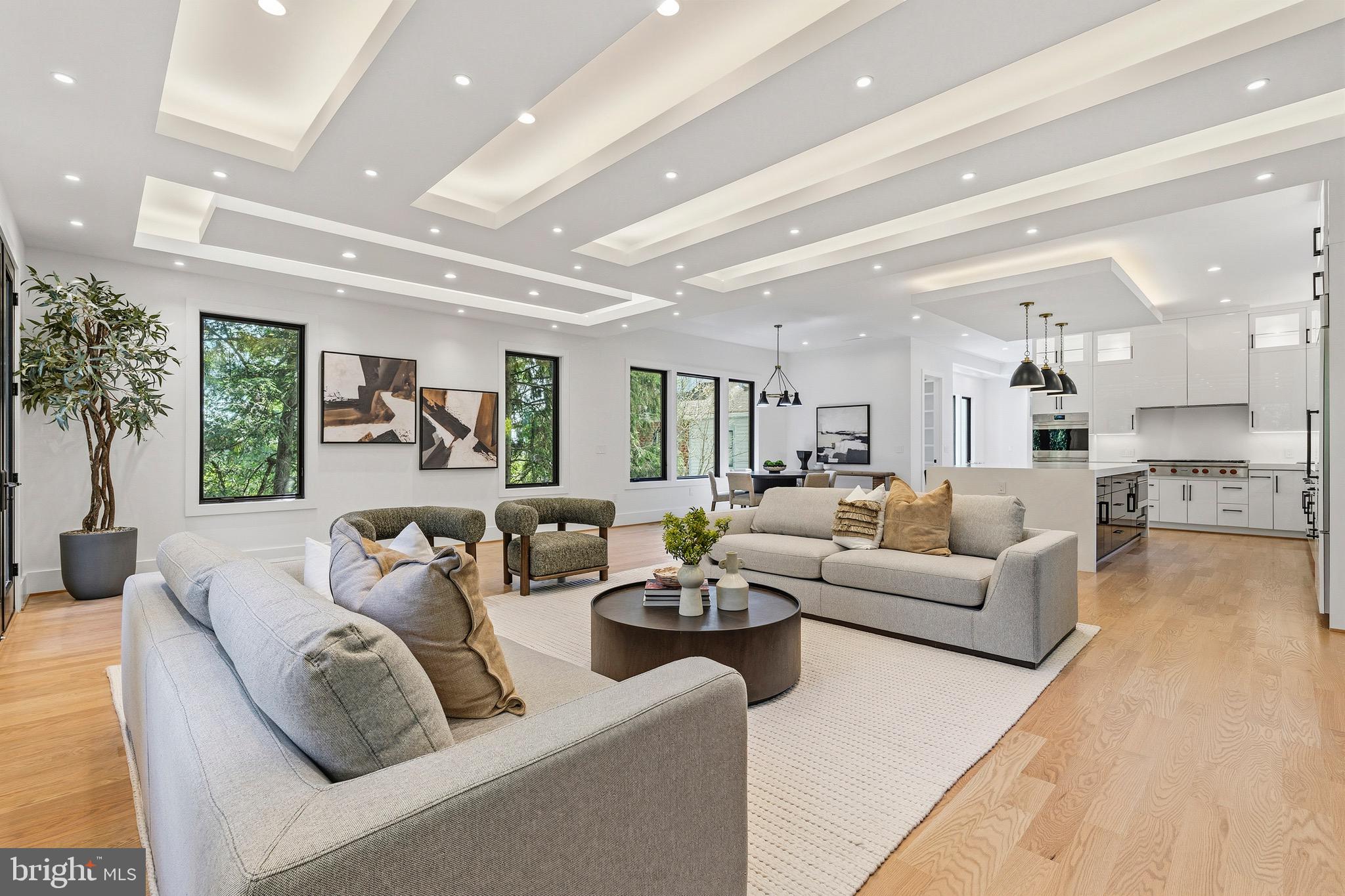 ADDISON HEIGHTS - Residential