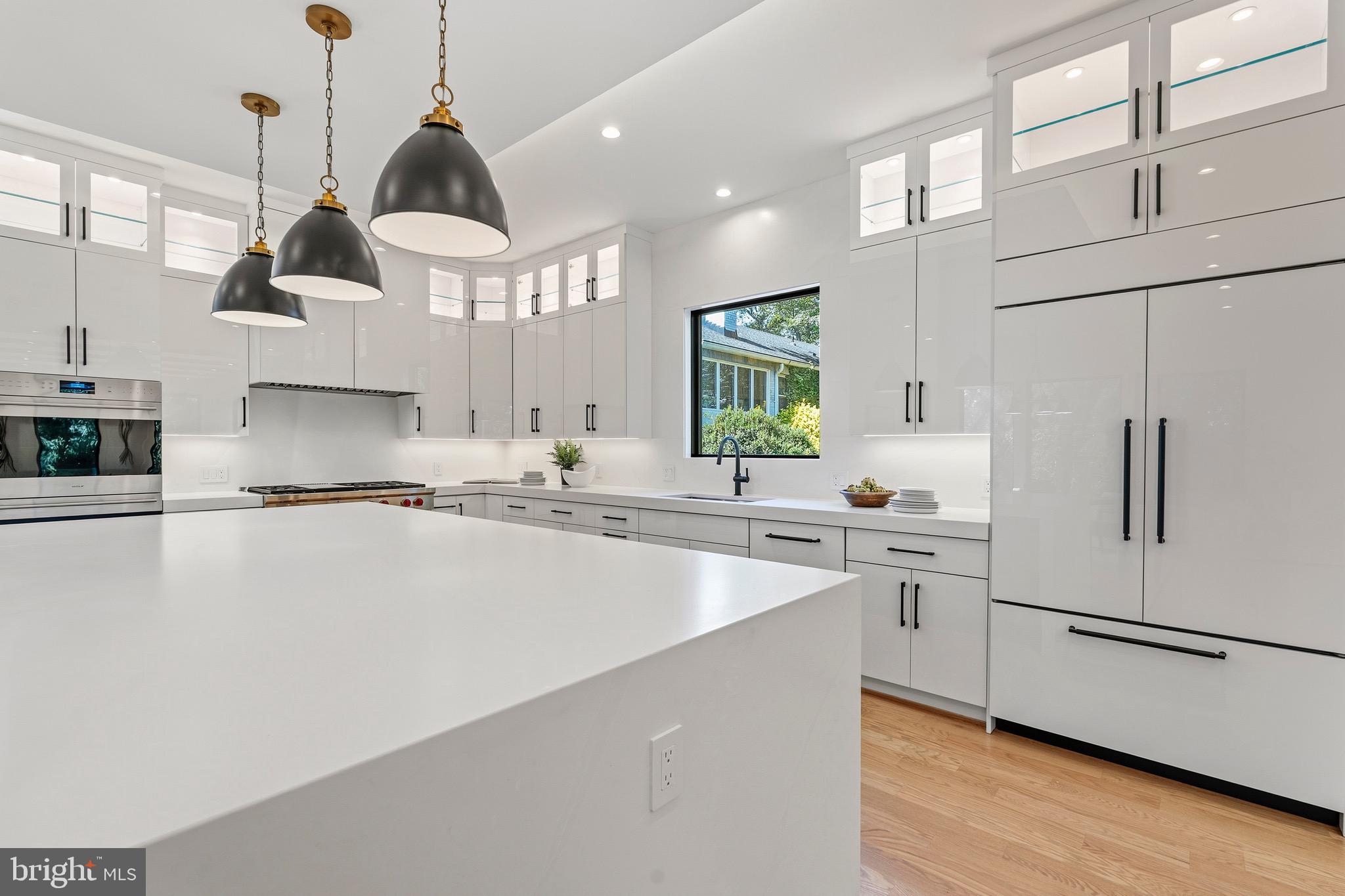 ADDISON HEIGHTS - Residential