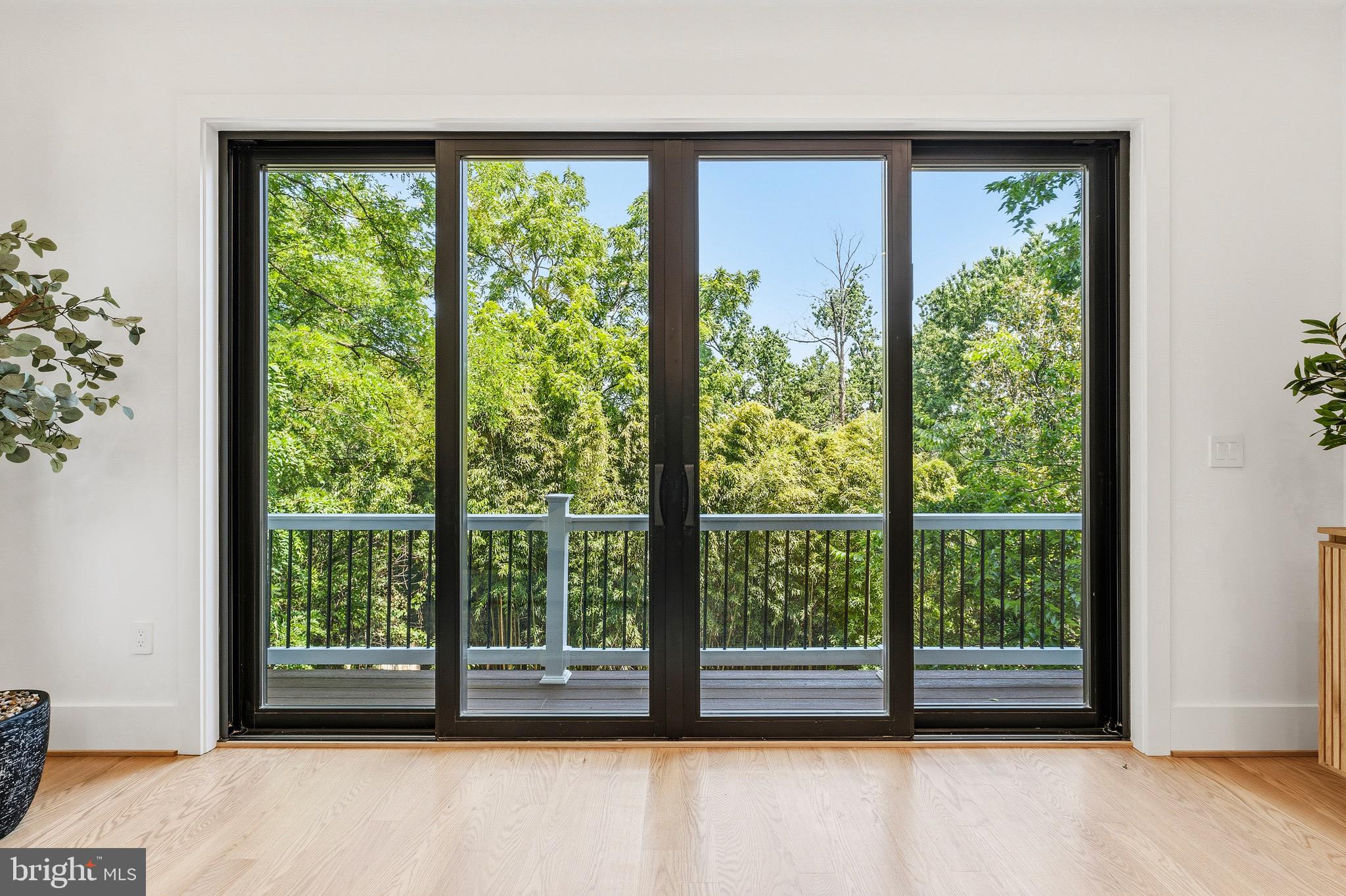 ADDISON HEIGHTS - Residential