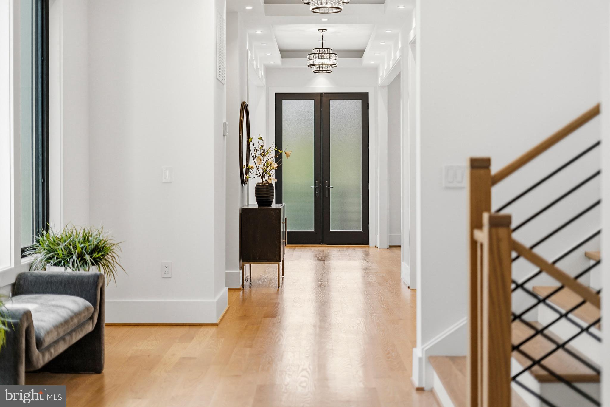 ADDISON HEIGHTS - Residential