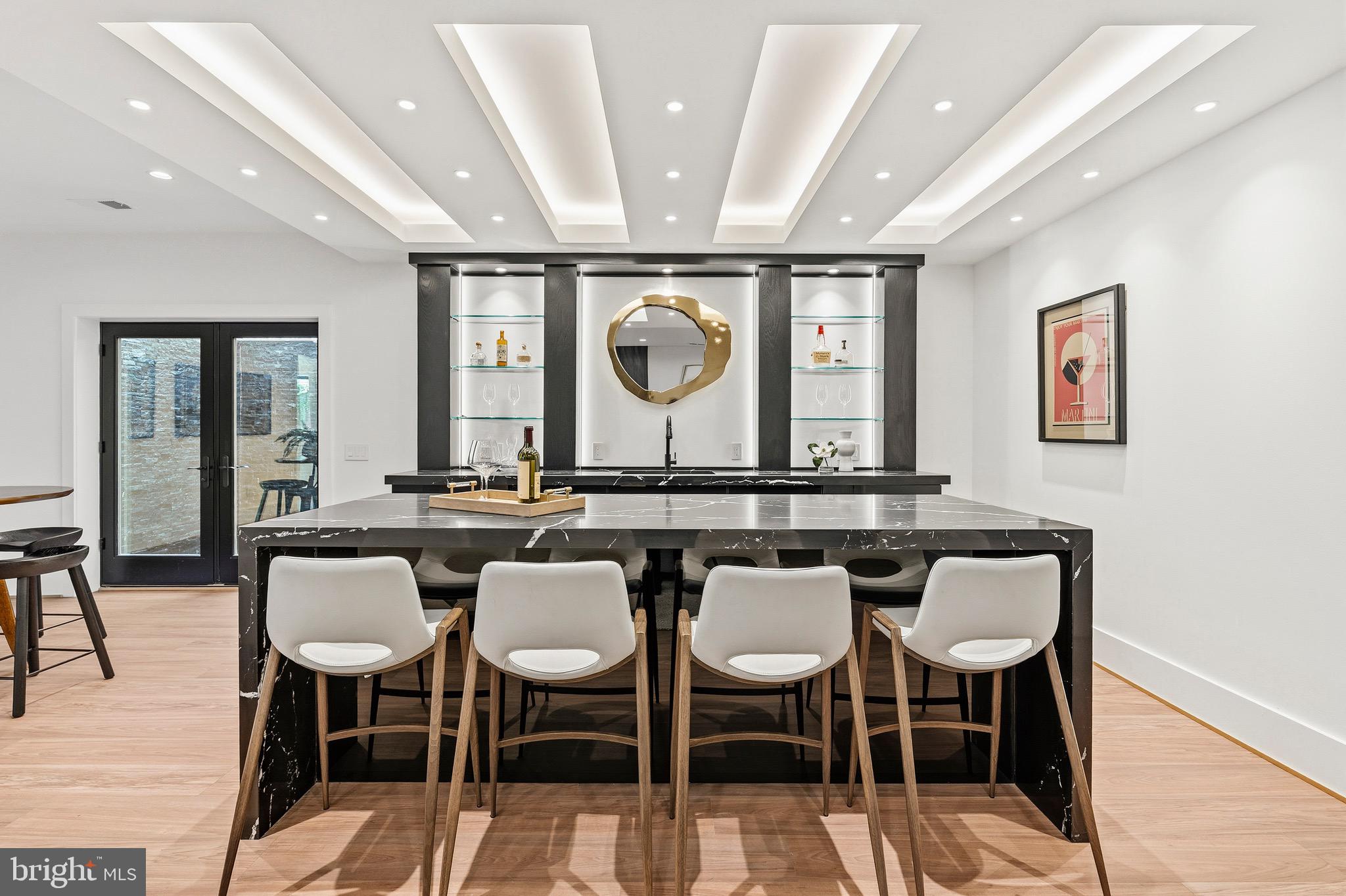 ADDISON HEIGHTS - Residential