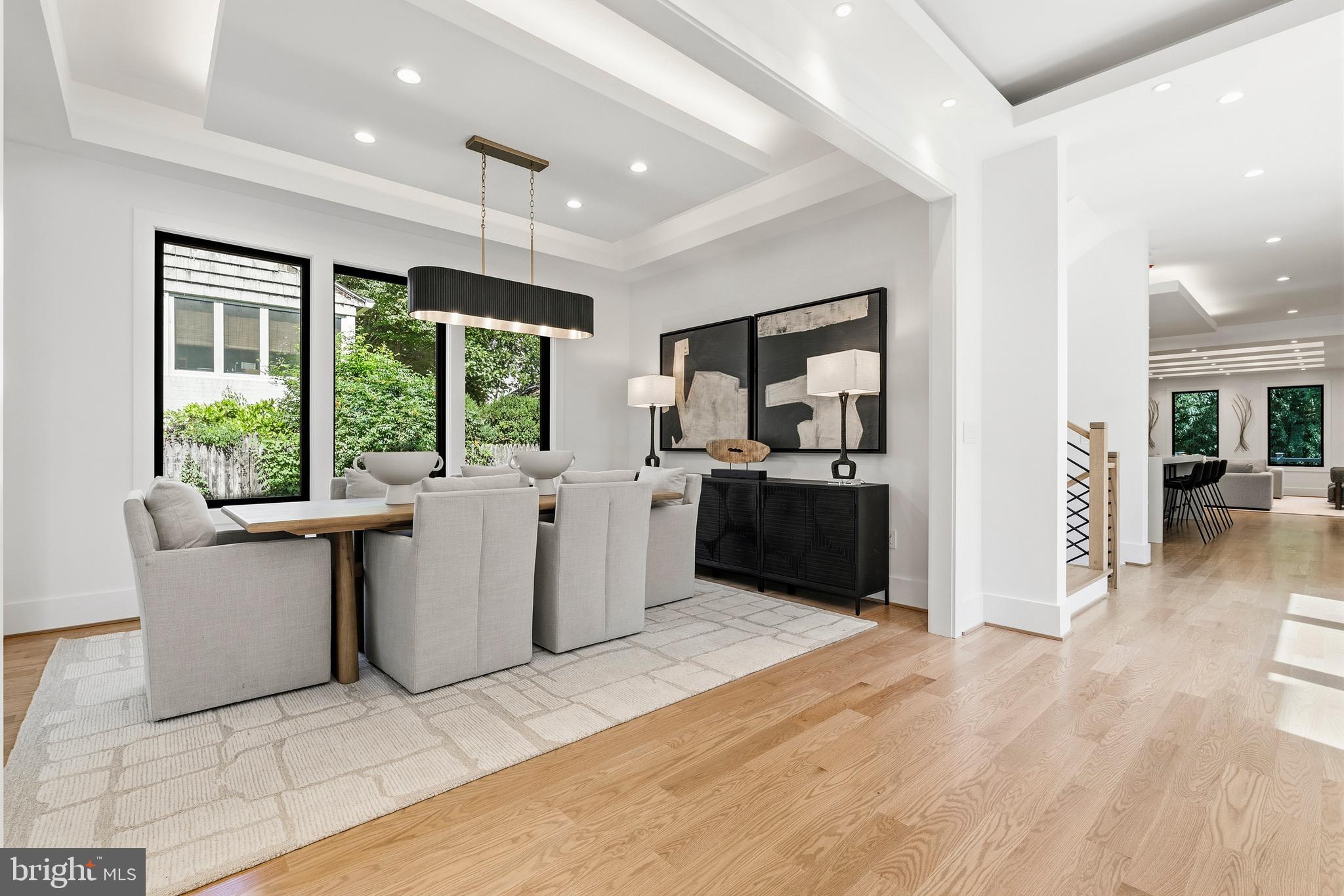 ADDISON HEIGHTS - Residential