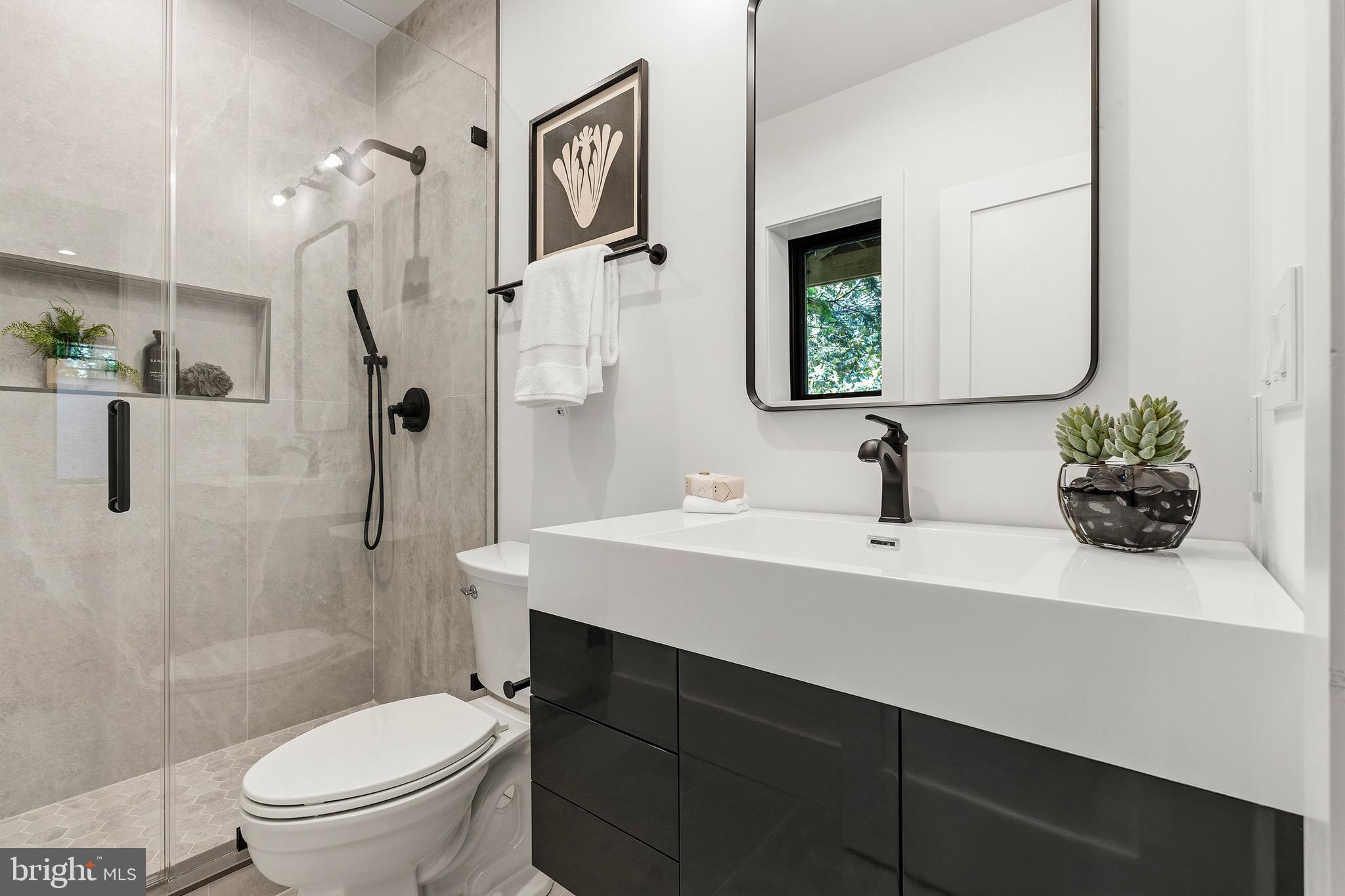 ADDISON HEIGHTS - Residential