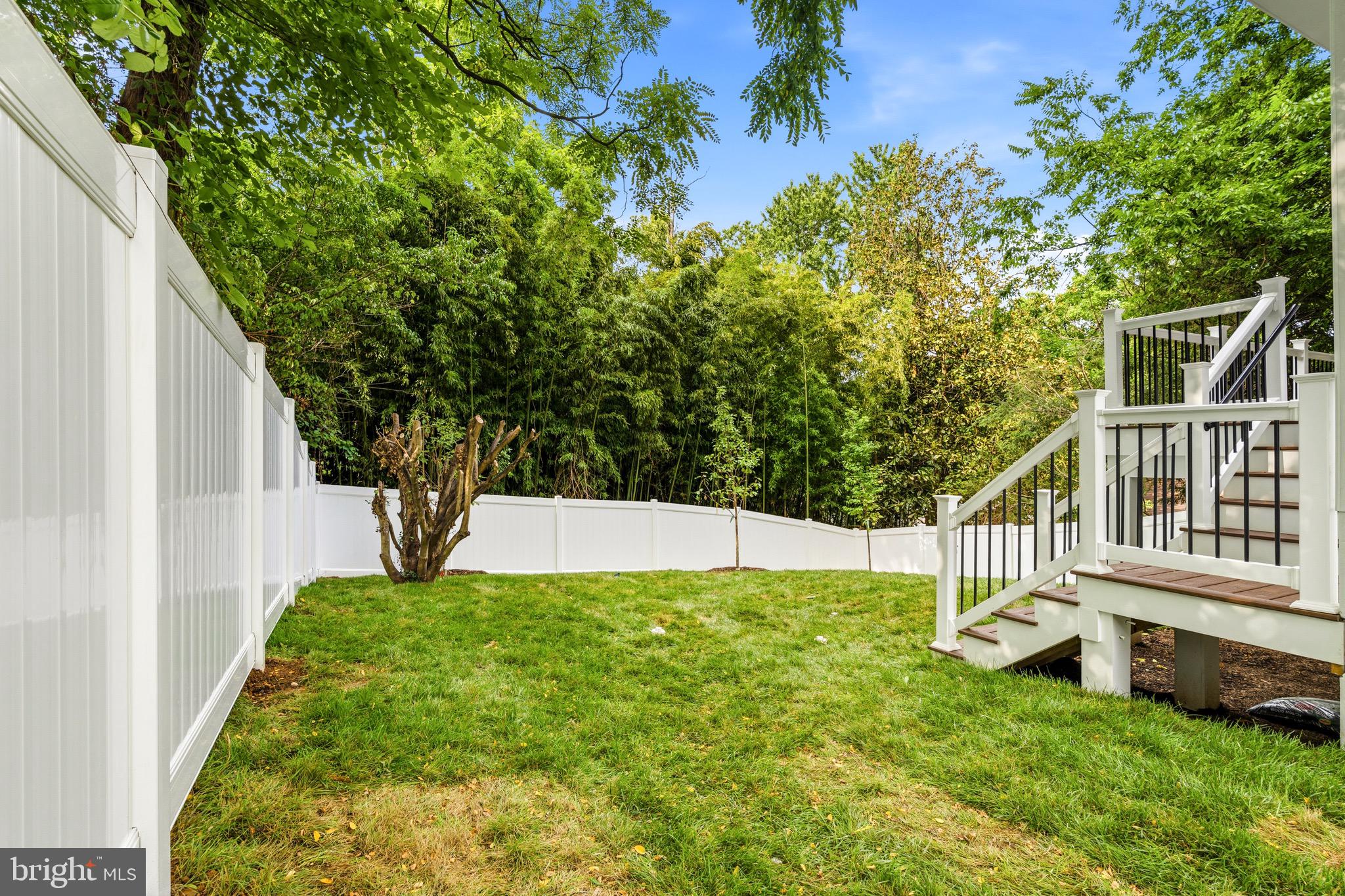 ADDISON HEIGHTS - Residential