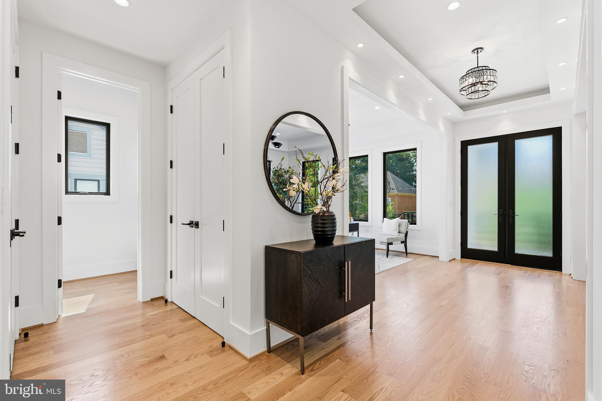 ADDISON HEIGHTS - Residential